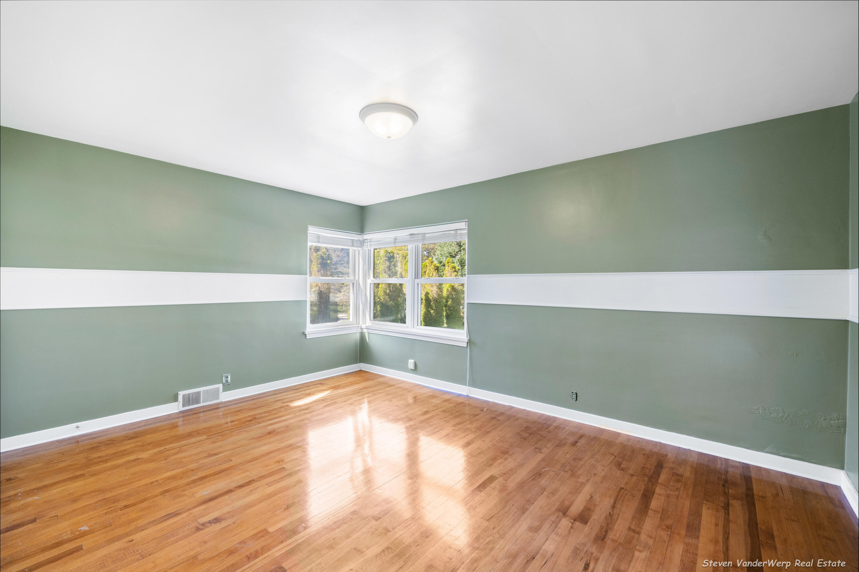 244 Grand Avenue Grand Haven MI 49417