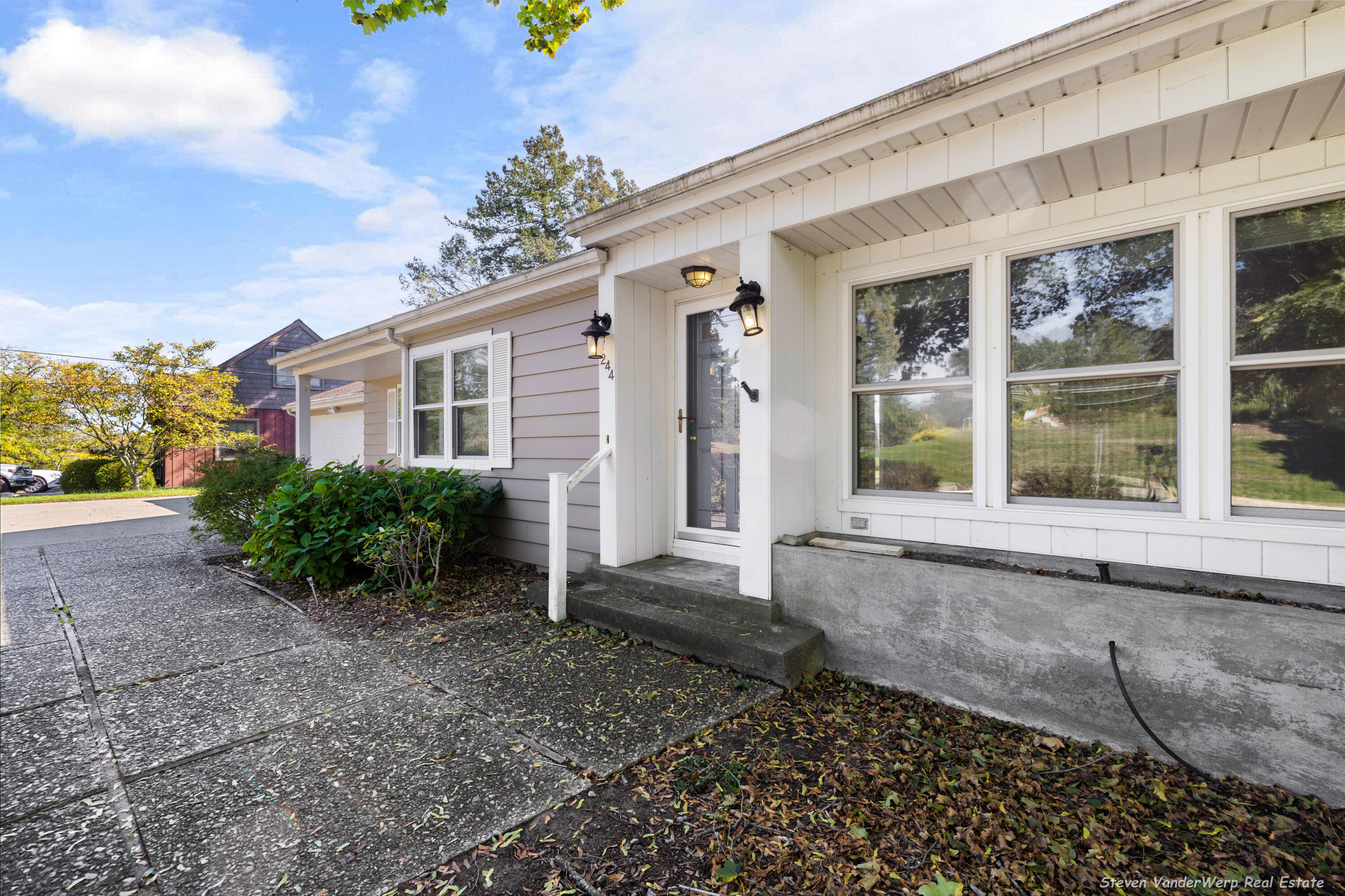 244 Grand Avenue Grand Haven MI 49417