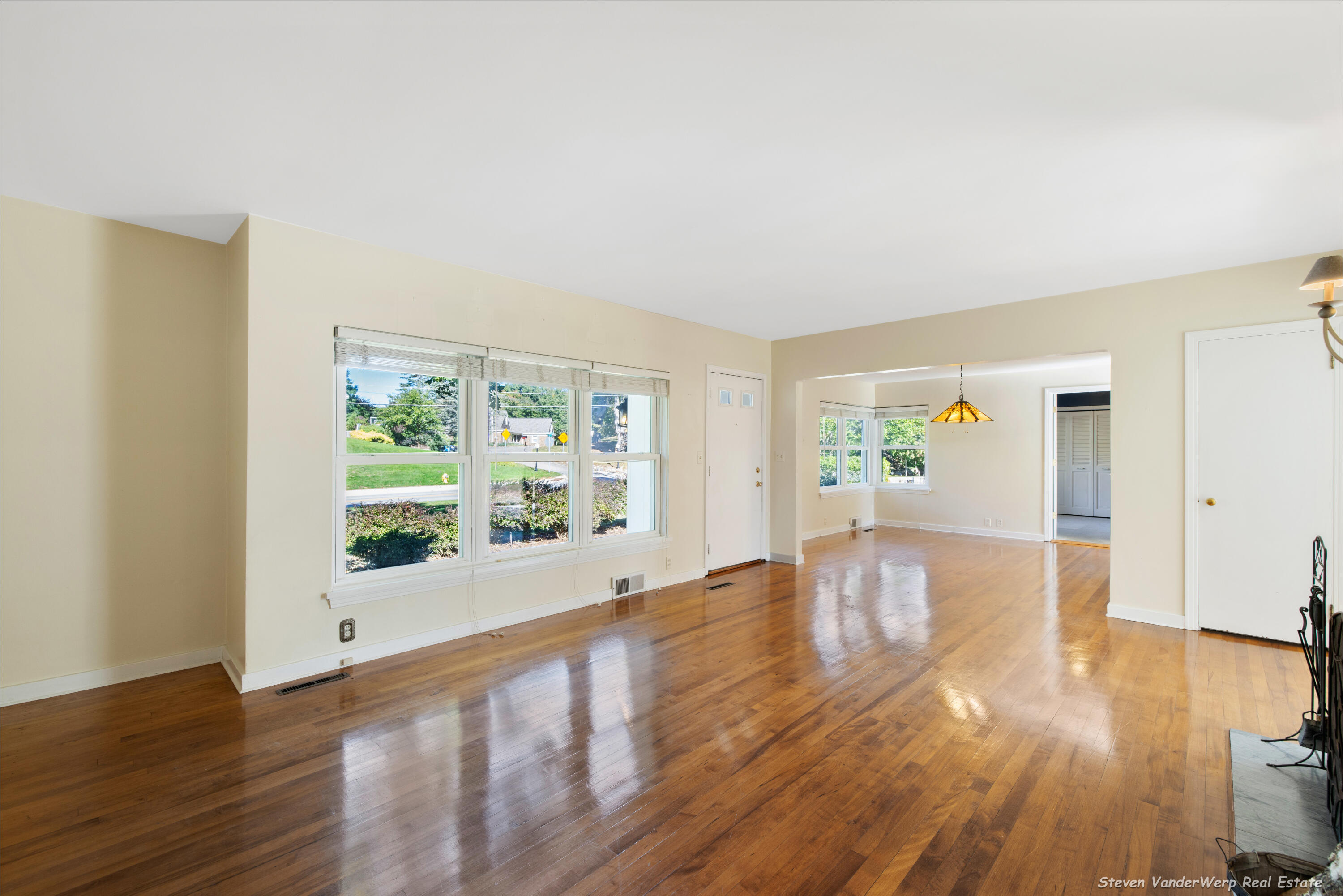 244 Grand Avenue Grand Haven MI 49417