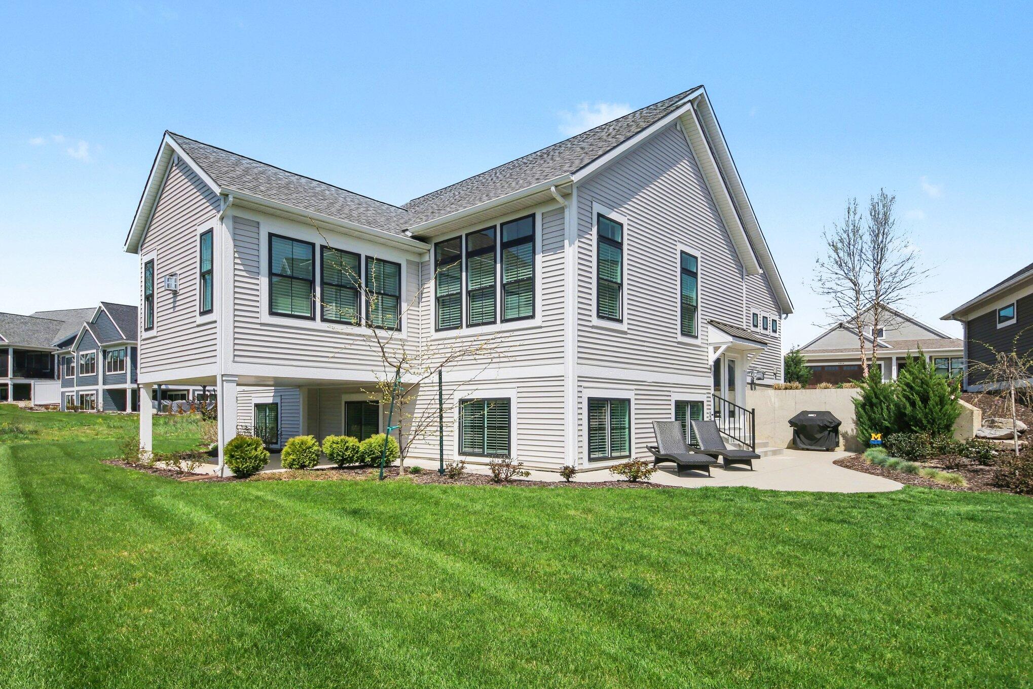 7912 Whistle Creek Court SW Byron Center MI 49315