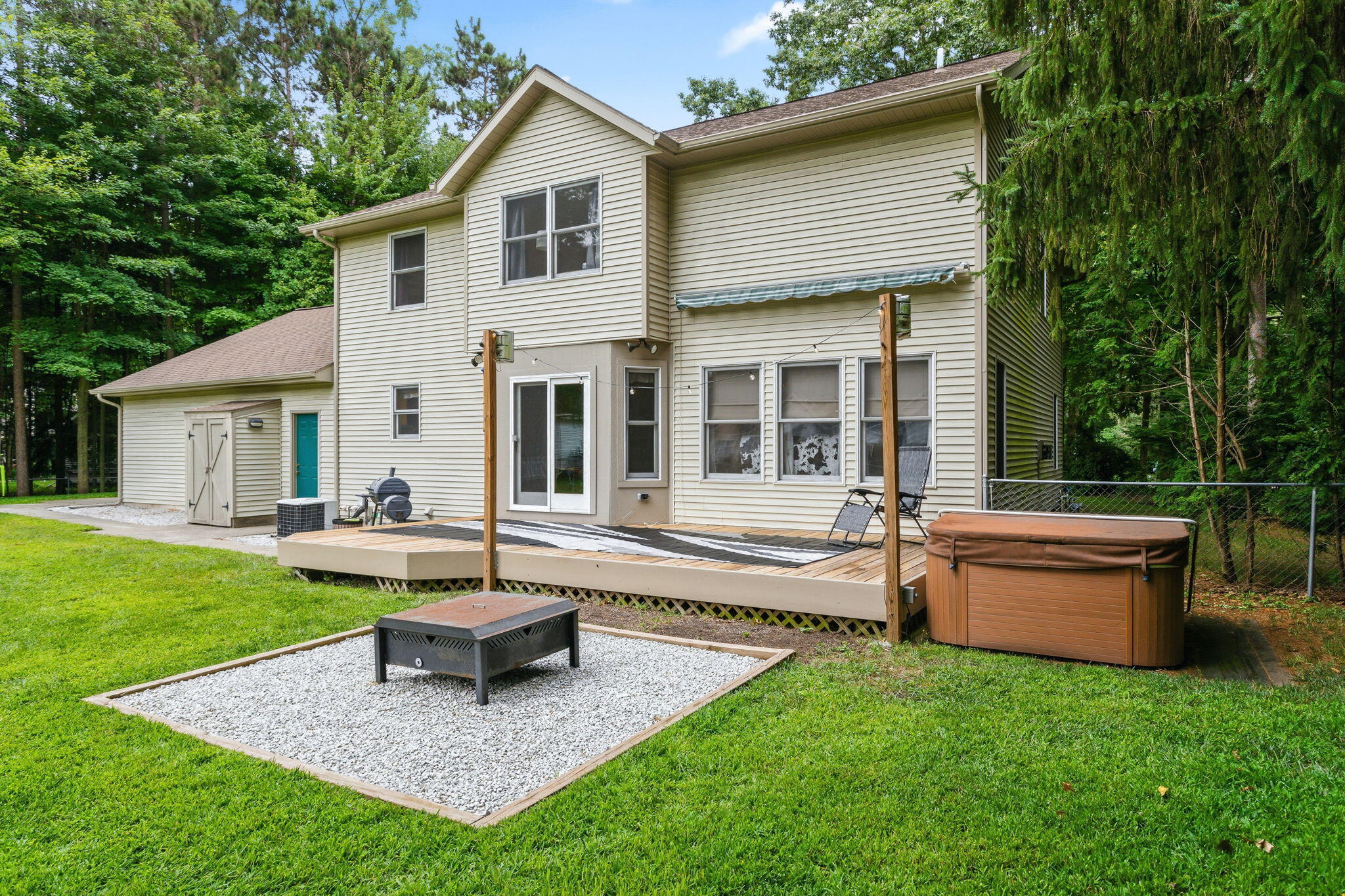 15250 Hofma Drive Grand Haven MI 49417