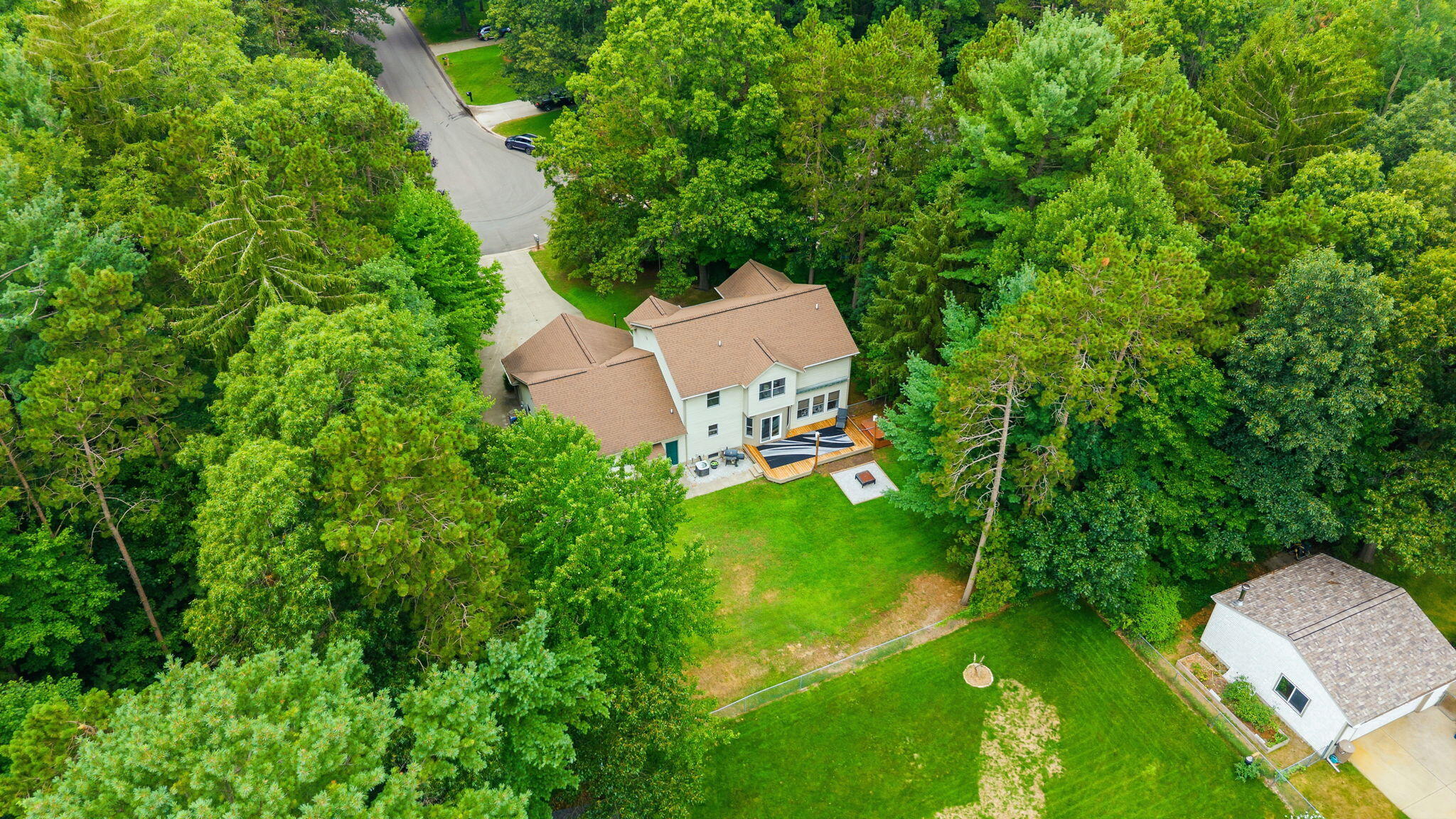 15250 Hofma Drive Grand Haven MI 49417