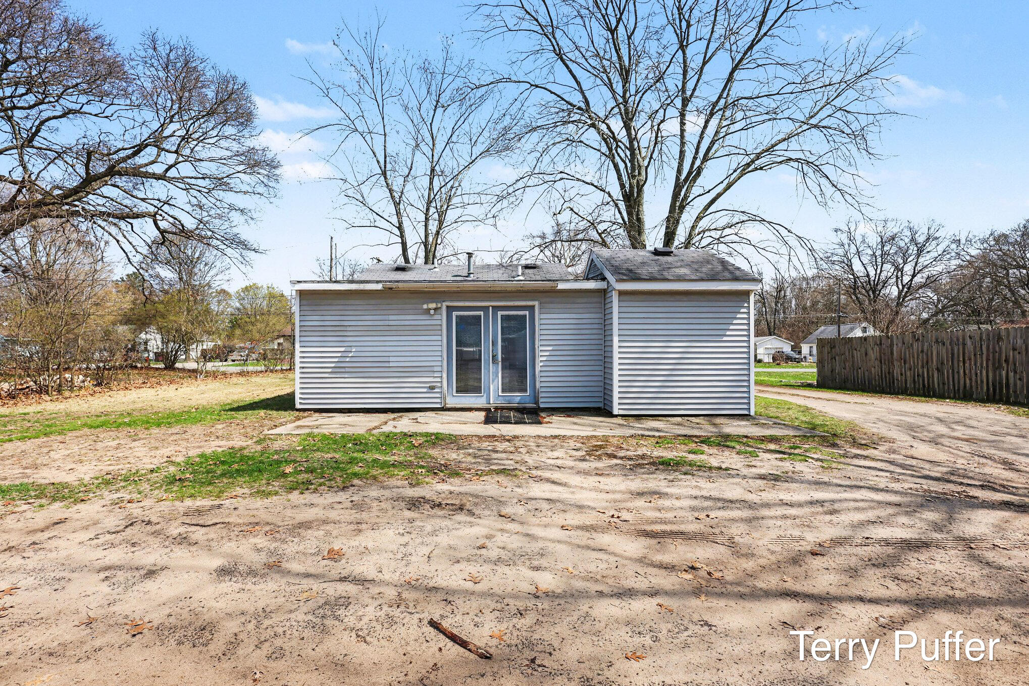1941 Interwood Street Muskegon MI 49442