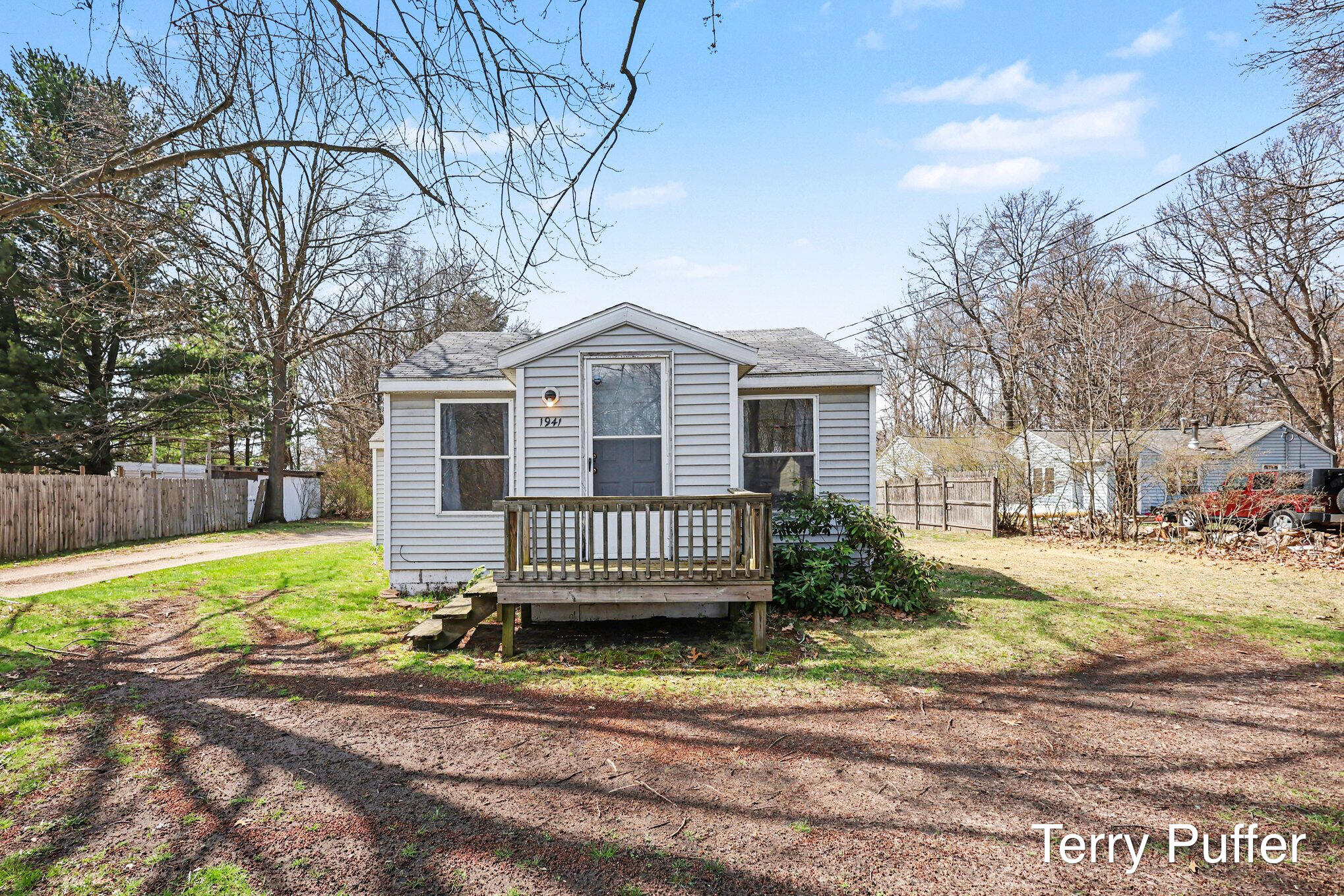 1941 Interwood Street Muskegon MI 49442