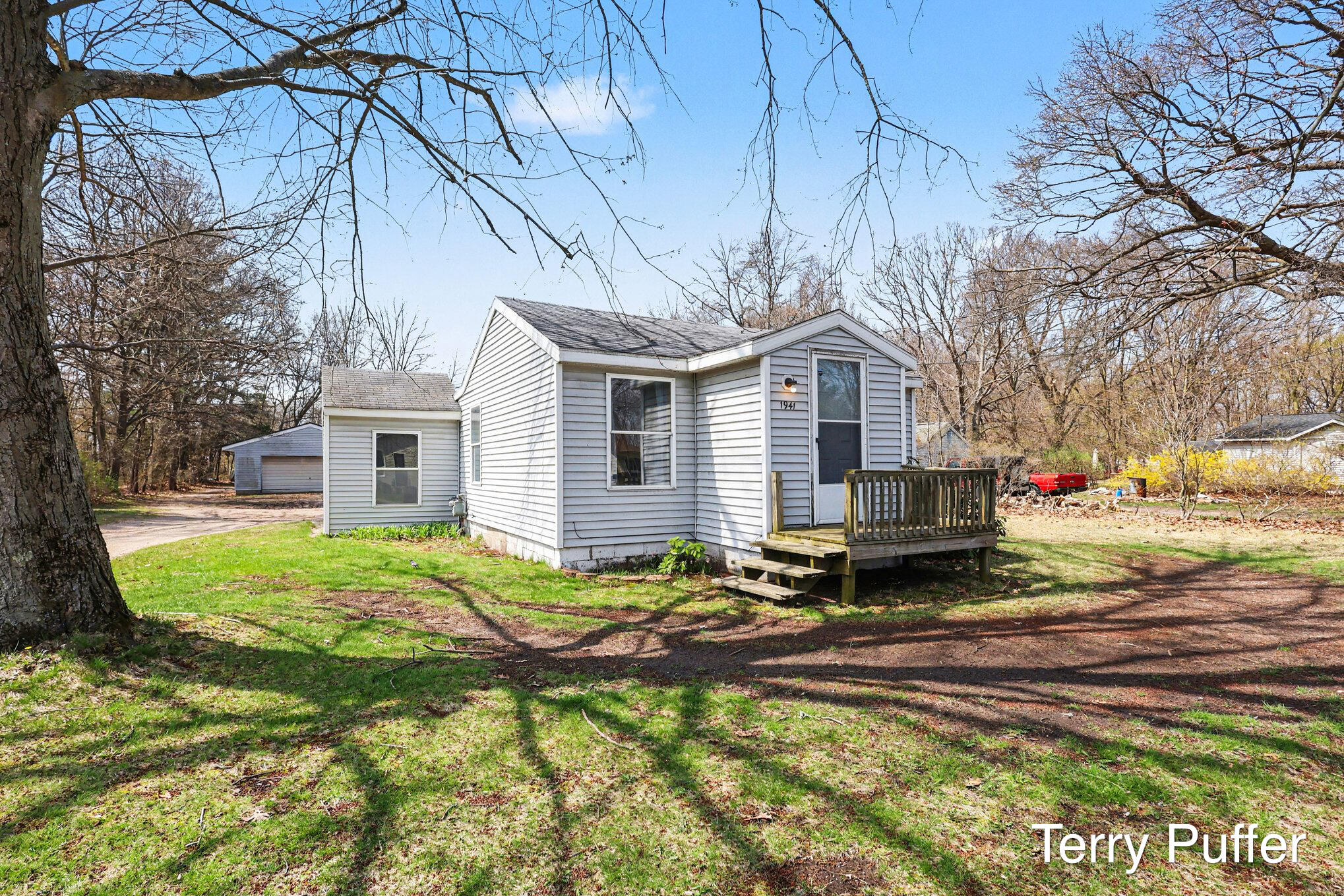 1941 Interwood Street Muskegon MI 49442