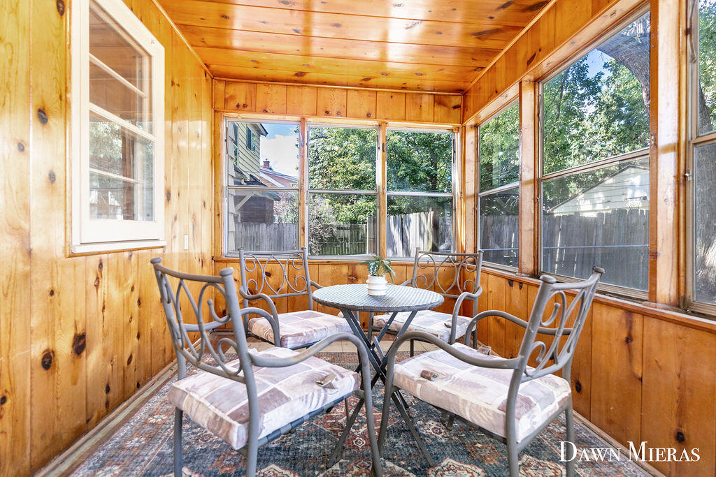 1015 California Street NW Grand Rapids MI 49504