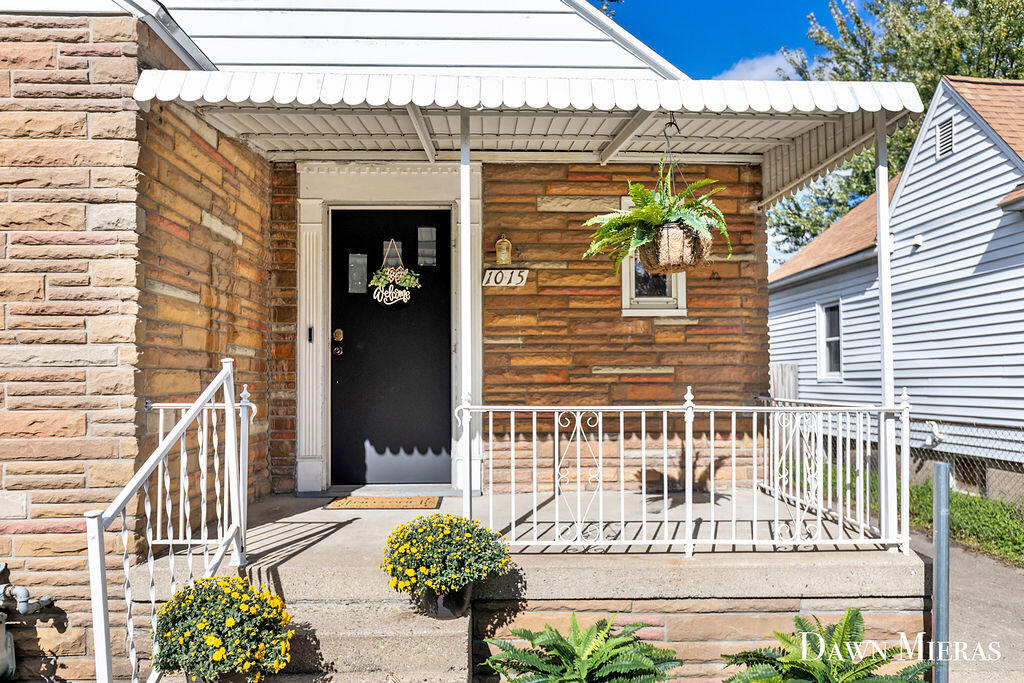 1015 California Street NW Grand Rapids MI 49504