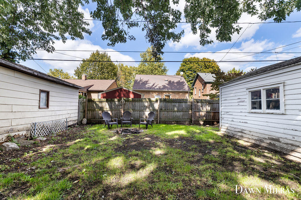 1015 California Street NW Grand Rapids MI 49504