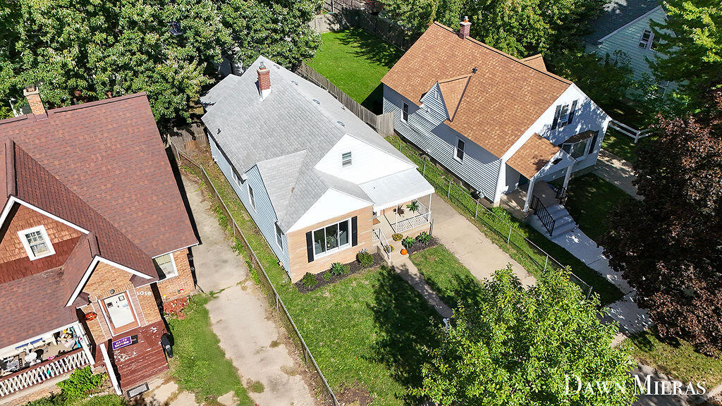 1015 California Street NW Grand Rapids MI 49504