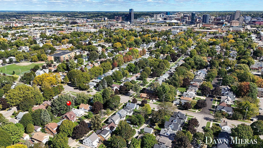 1015 California Street NW Grand Rapids MI 49504