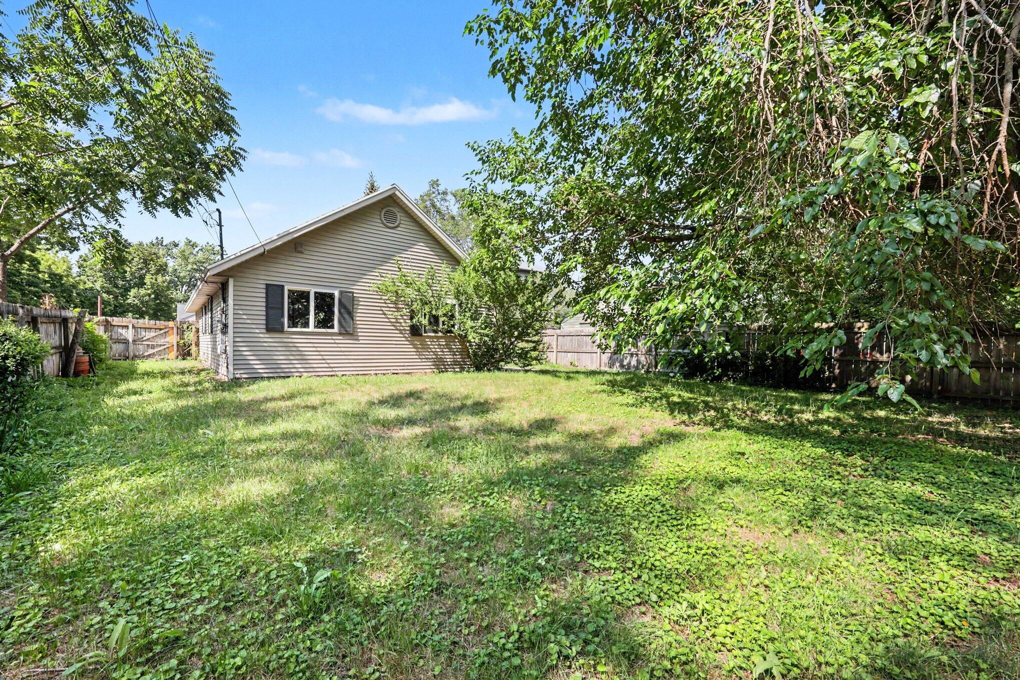 550 W 22nd Street Holland MI 49423
