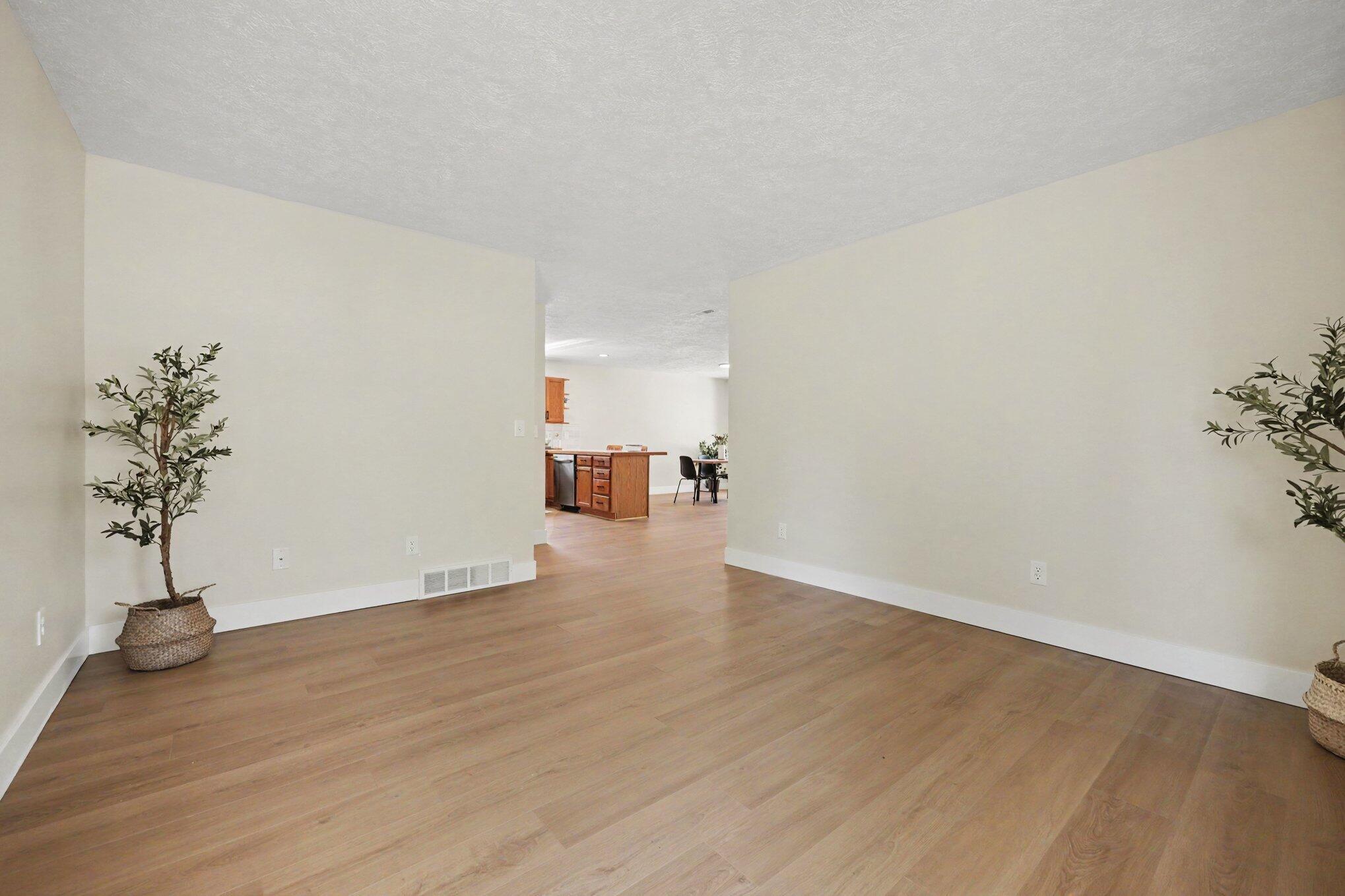 550 W 22nd Street Holland MI 49423