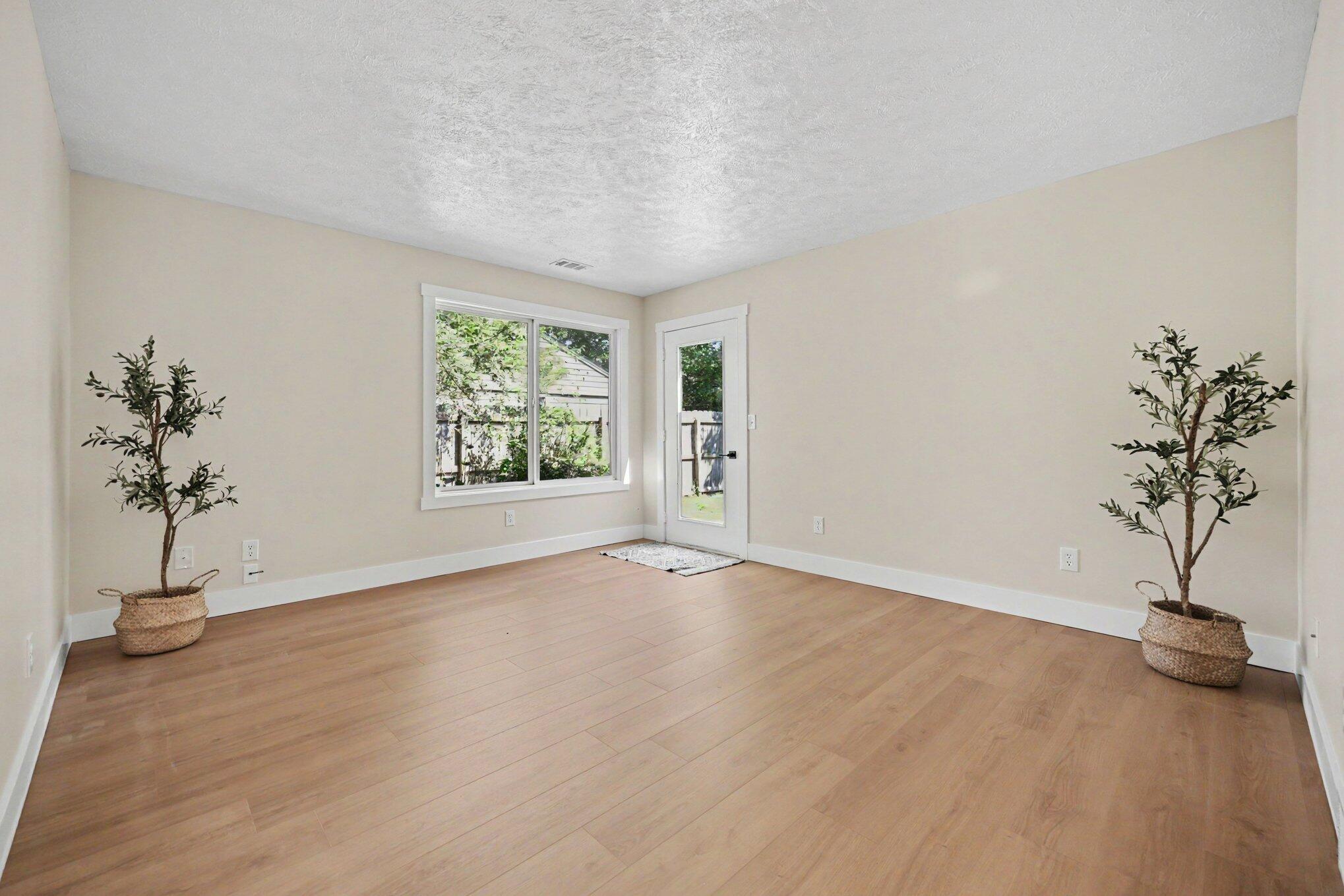 550 W 22nd Street Holland MI 49423