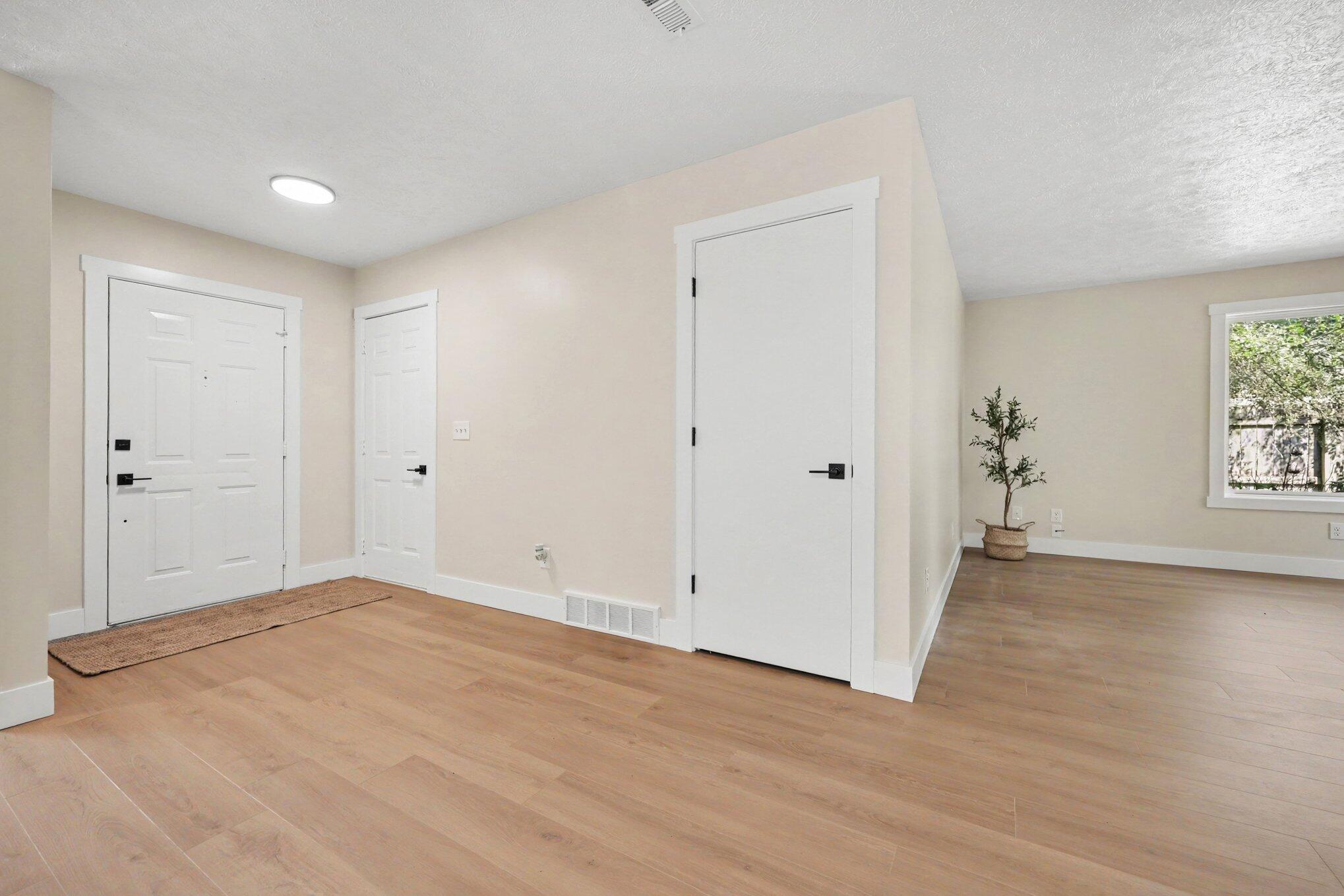 550 W 22nd Street Holland MI 49423