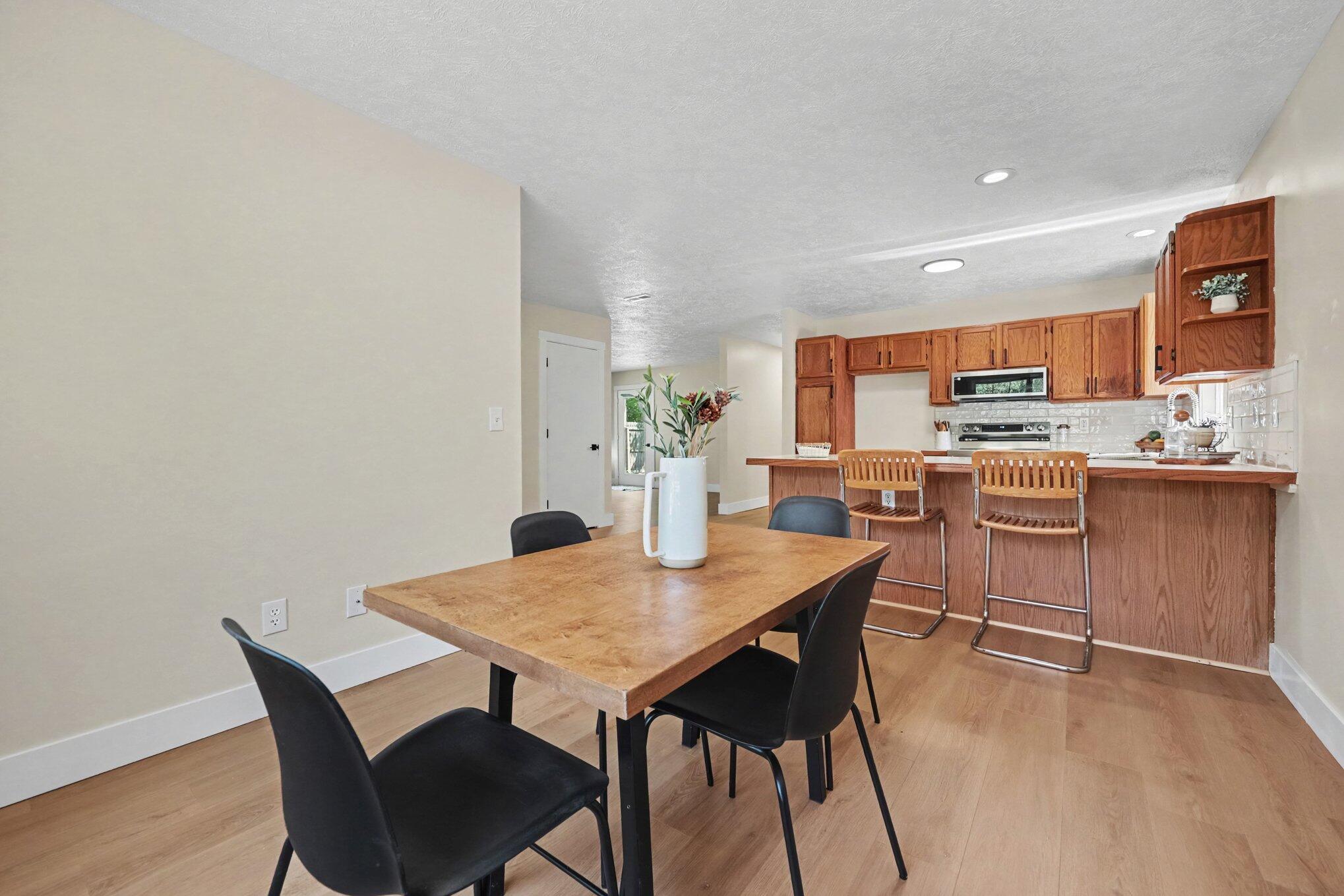 550 W 22nd Street Holland MI 49423