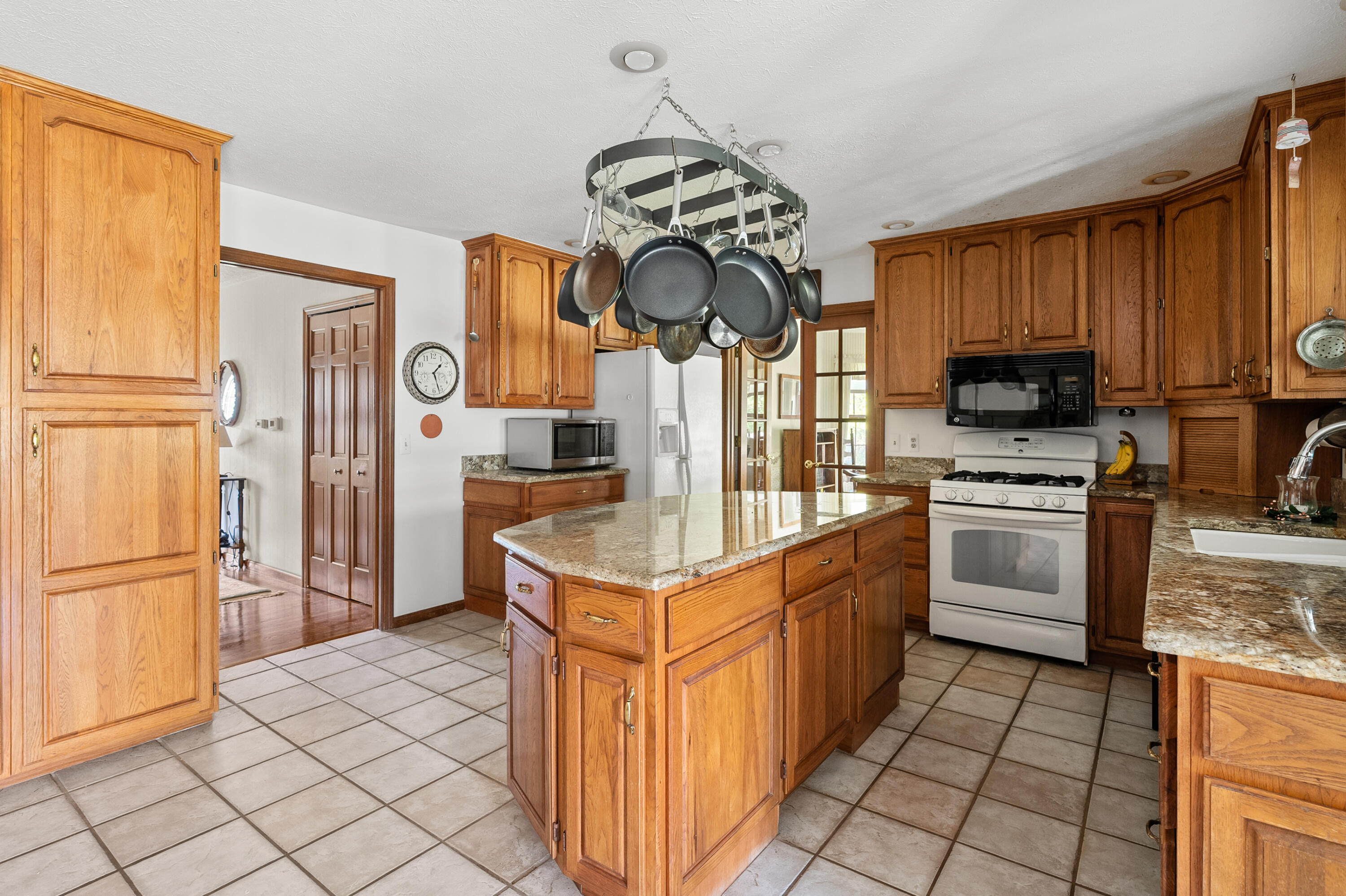 5850 Dunwoody Court Kalamazoo MI 49009