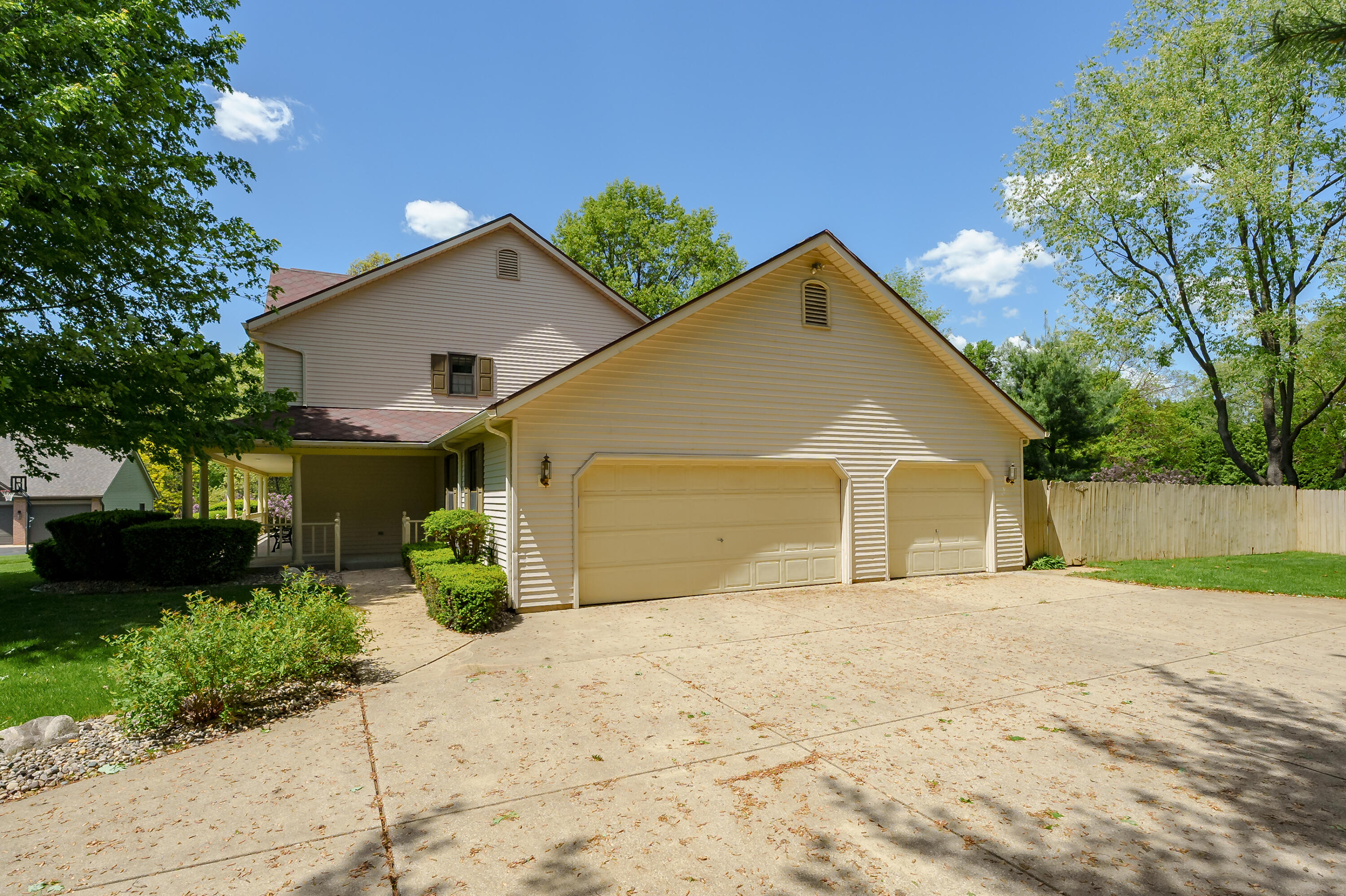 5850 Dunwoody Court Kalamazoo MI 49009