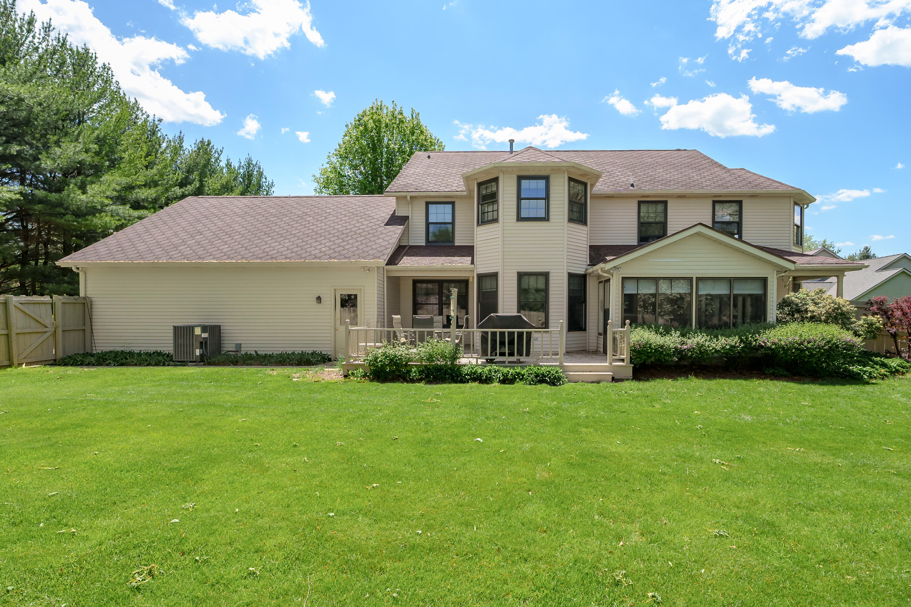 5850 Dunwoody Court Kalamazoo MI 49009