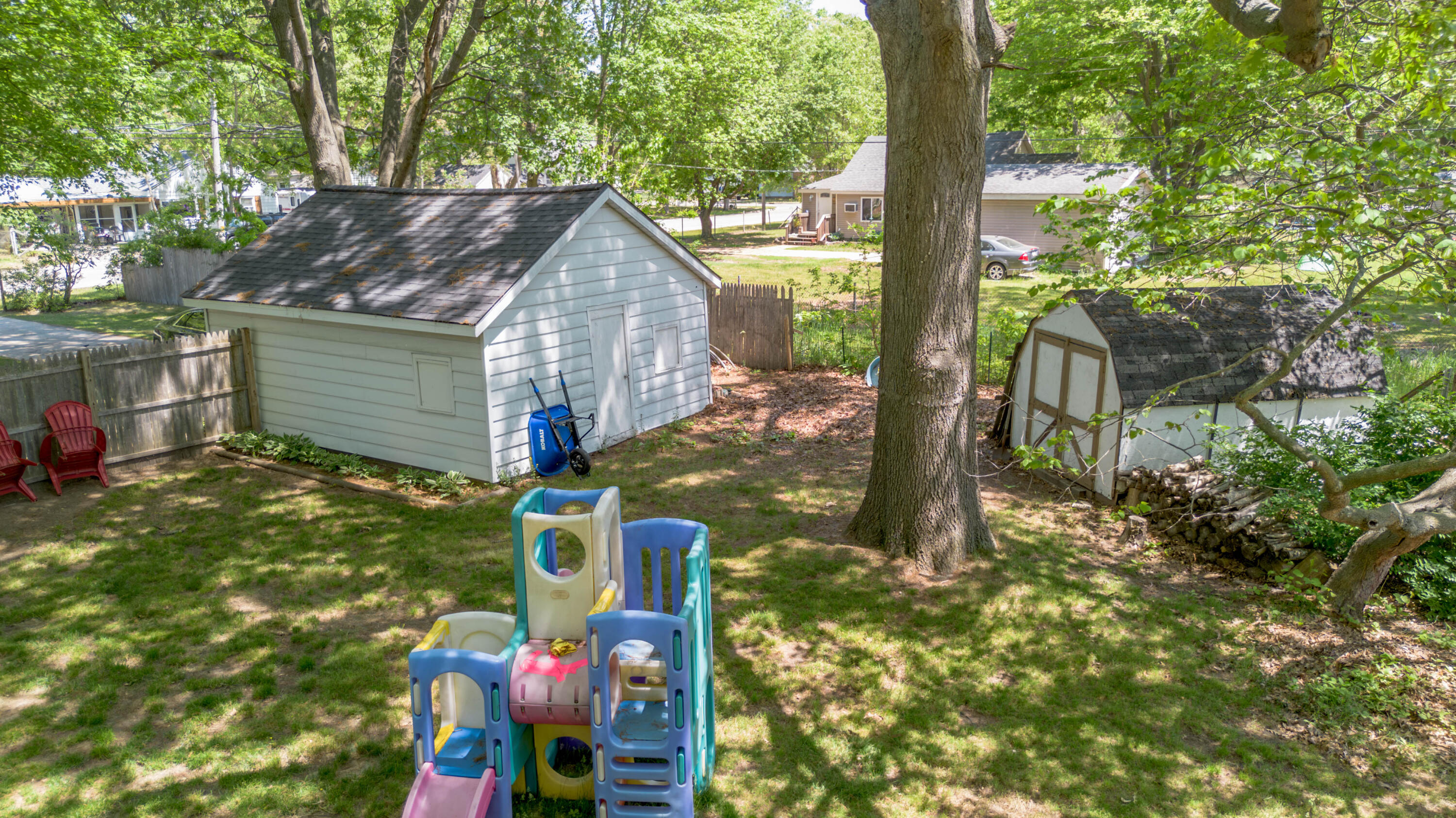 1341 E Summit Avenue Norton Shores MI 49444