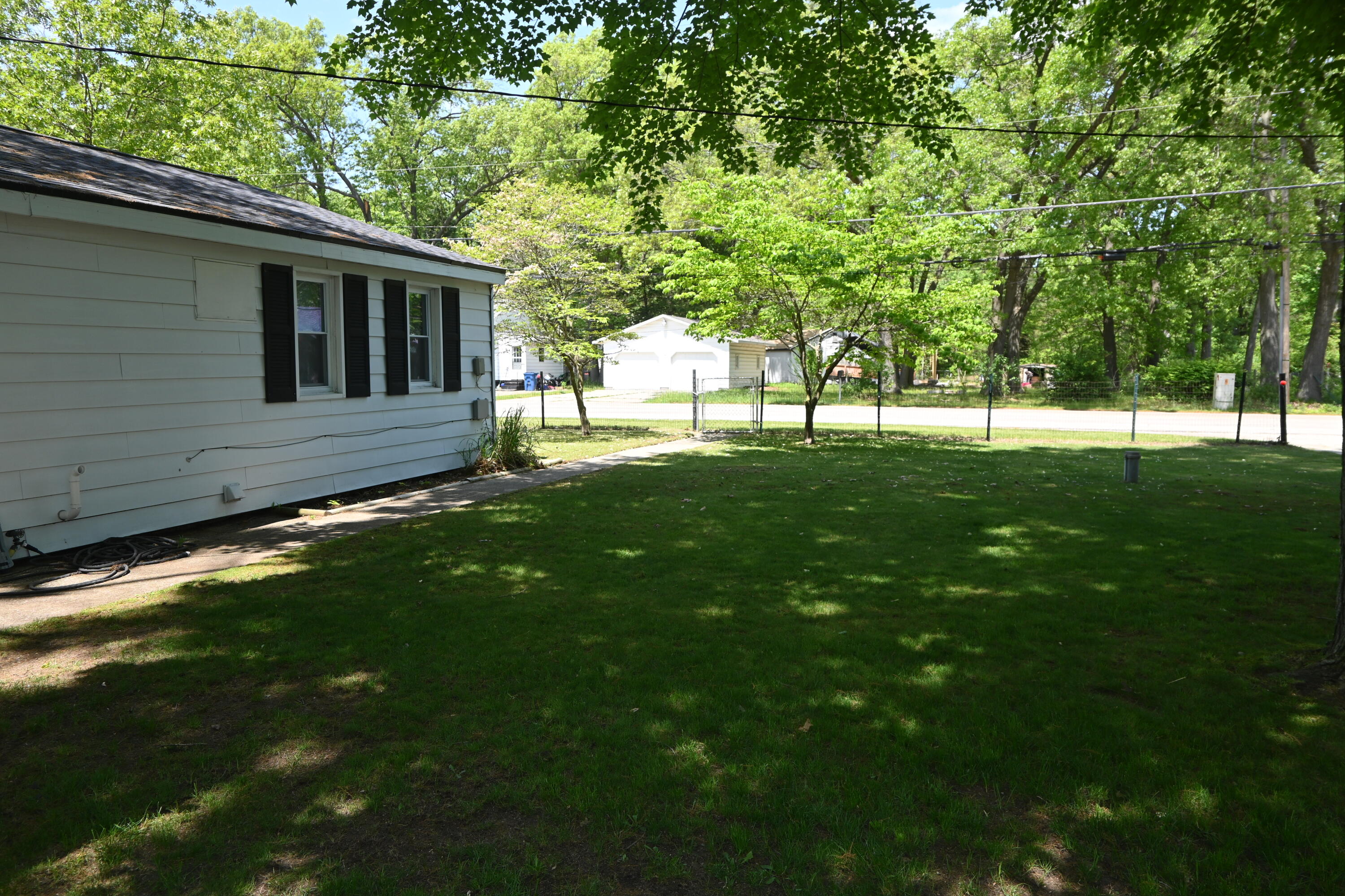 1341 E Summit Avenue Norton Shores MI 49444