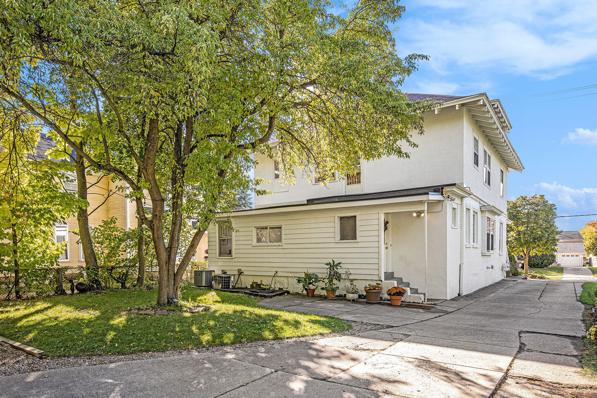 550 Lafayette Avenue SE Grand Rapids MI 49503