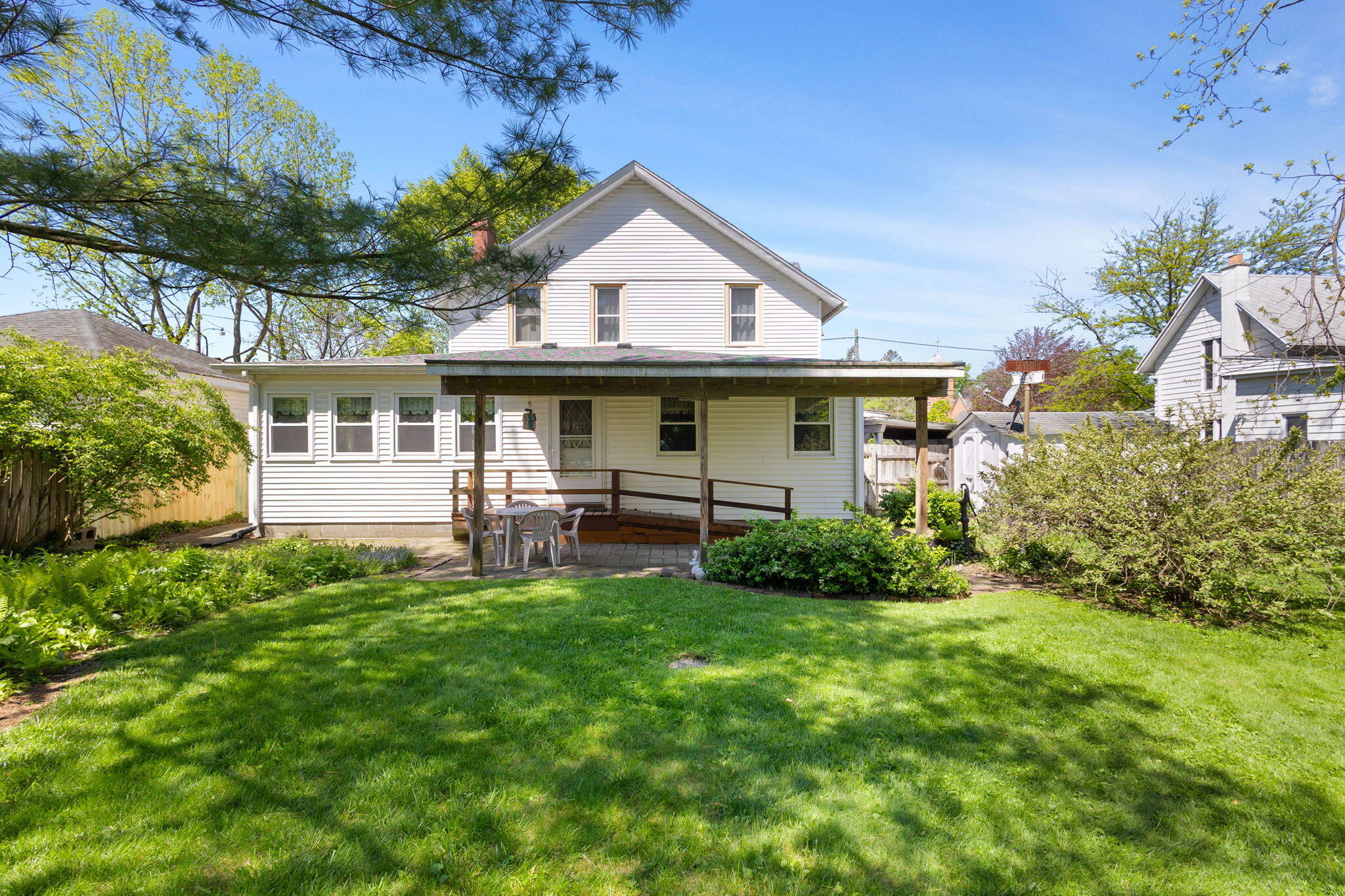 215 N 7th Street Niles MI 49120