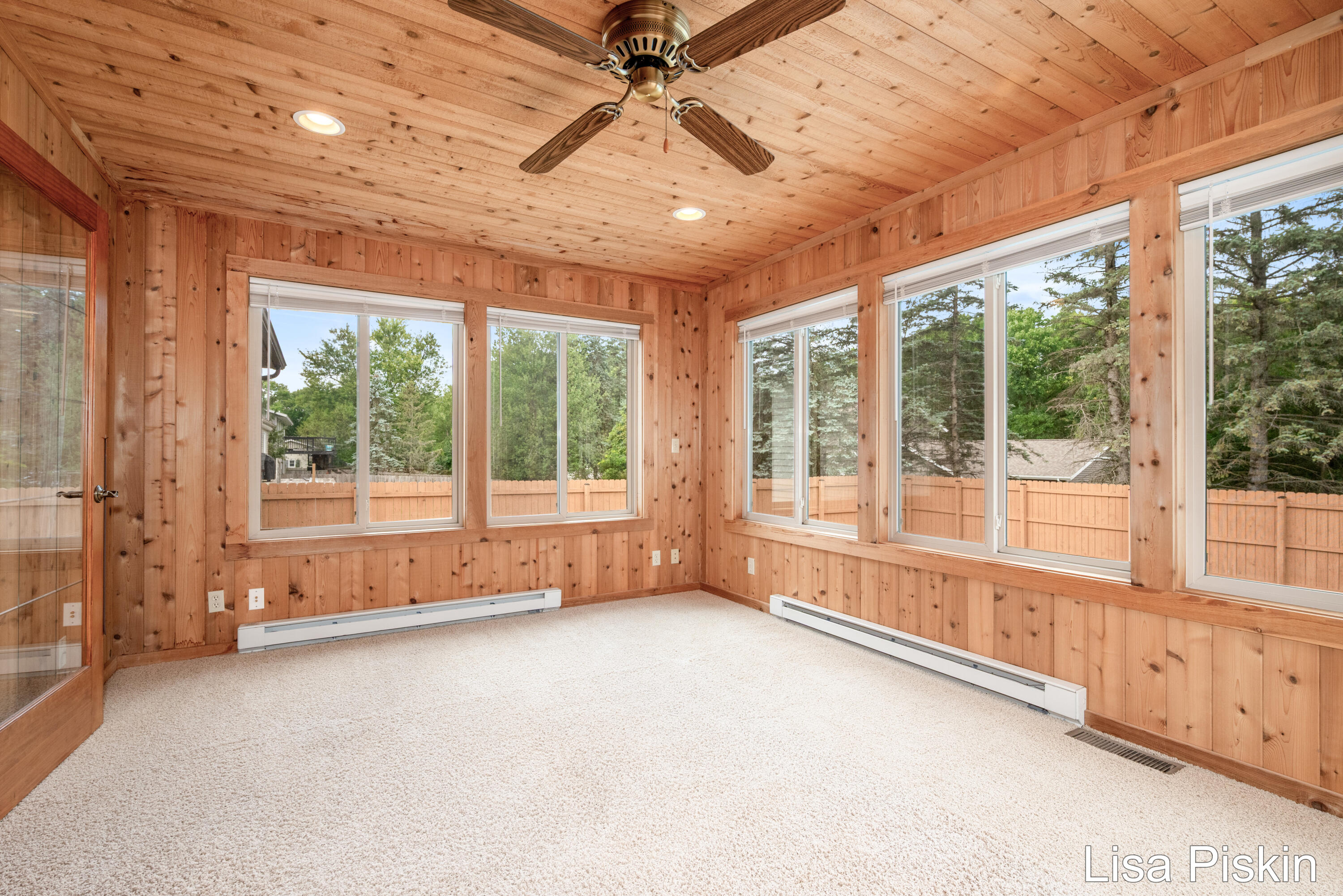 2641 Heathcliff Street SE Grand Rapids MI 49546