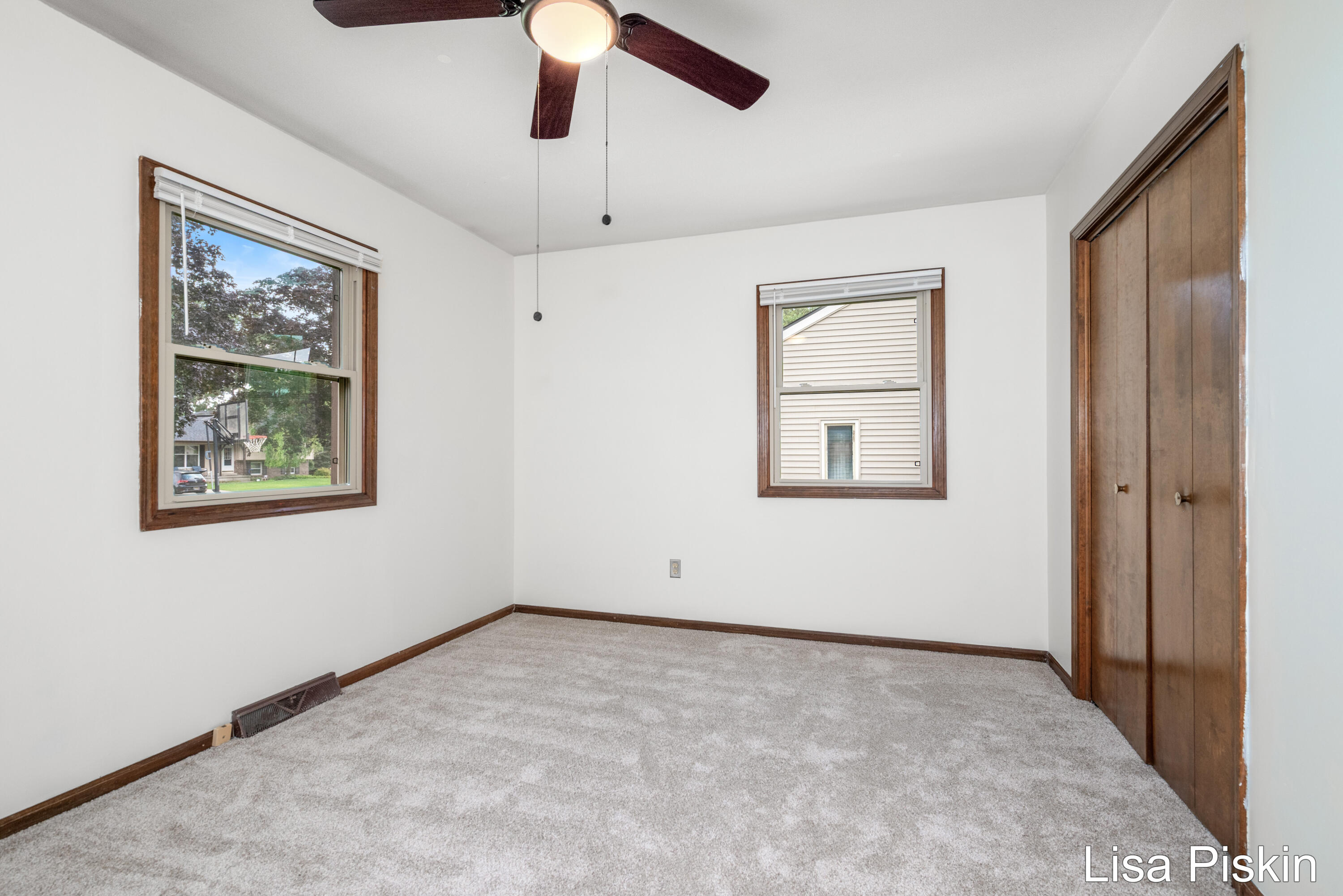 2641 Heathcliff Street SE Grand Rapids MI 49546