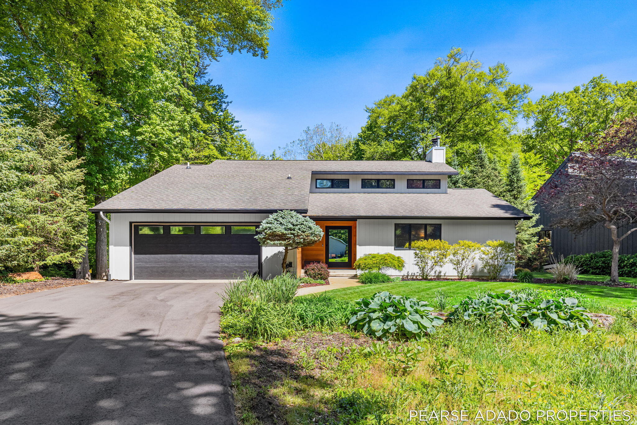 14048 Windemere Drive NW Grand Rapids MI 49534