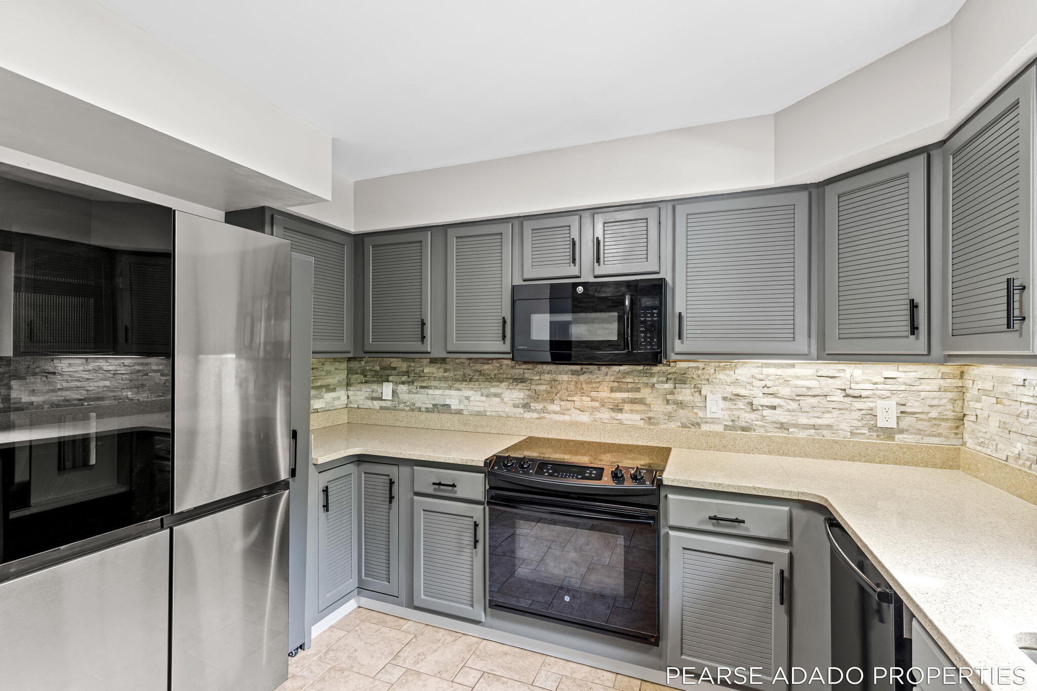 14048 Windemere Drive NW Grand Rapids MI 49534