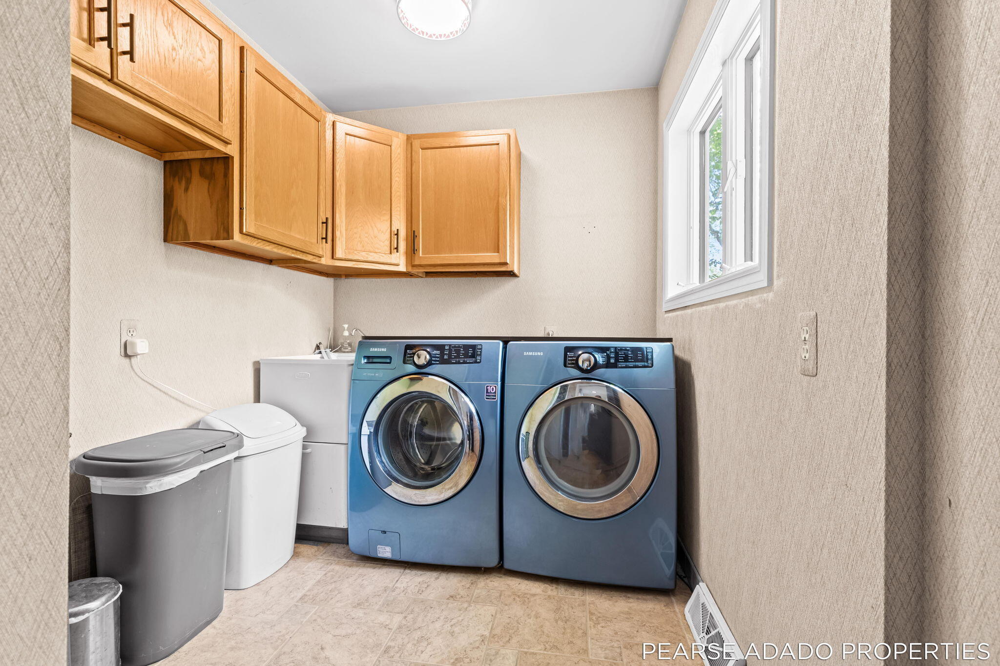 14048 Windemere Drive NW Grand Rapids MI 49534