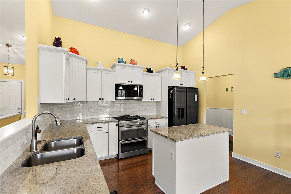 361 Scouts Hill Holland MI 49424