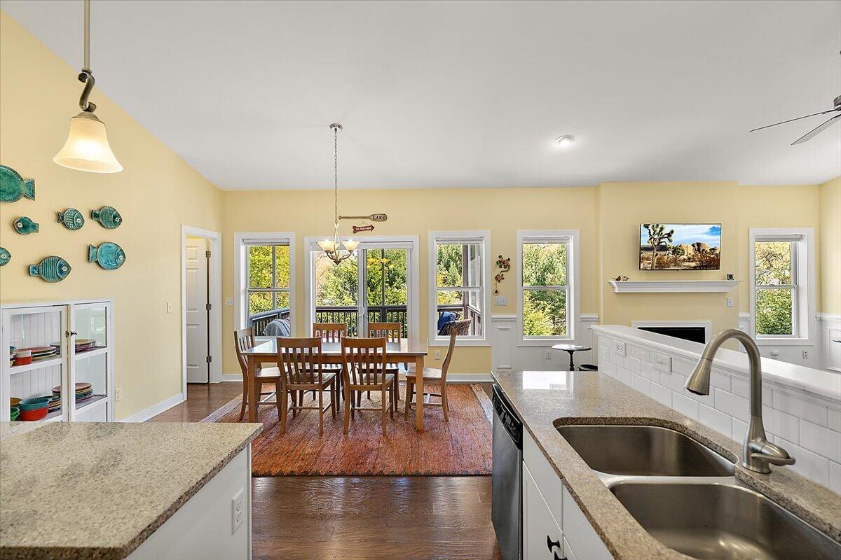 361 Scouts Hill Holland MI 49424