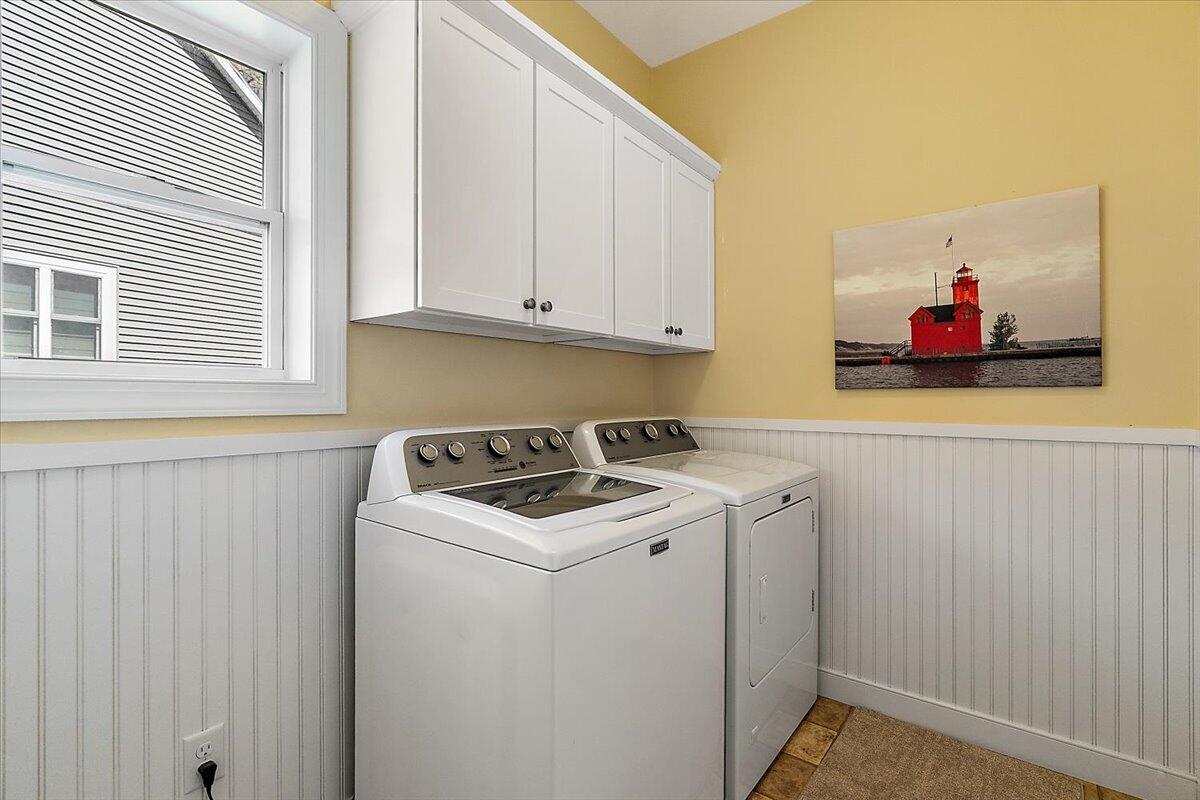 361 Scouts Hill Holland MI 49424