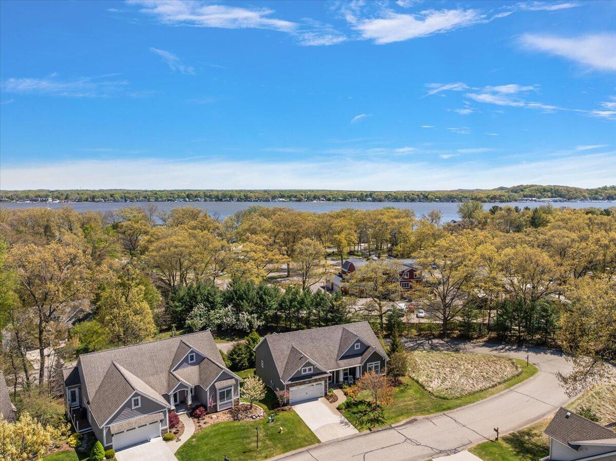 361 Scouts Hill Holland MI 49424