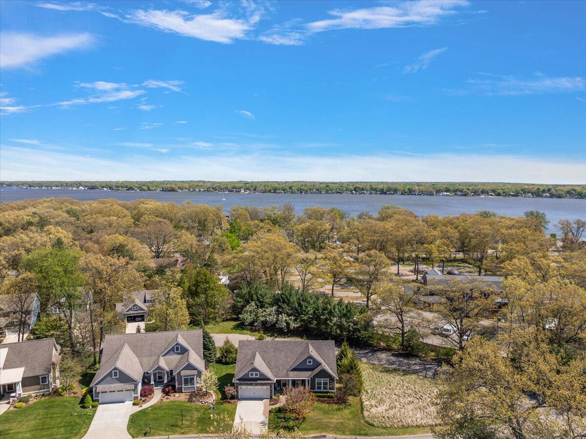 361 Scouts Hill Holland MI 49424
