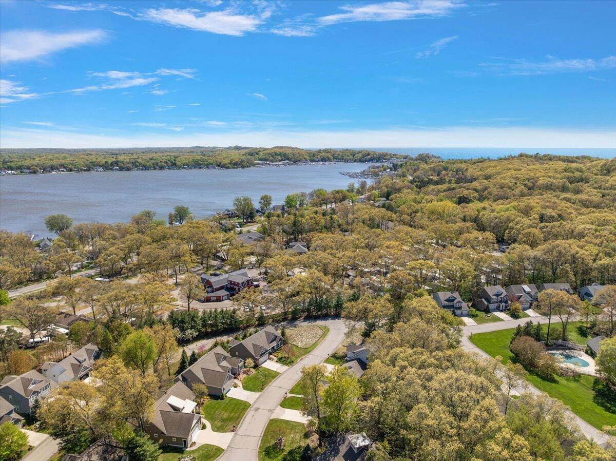 361 Scouts Hill Holland MI 49424