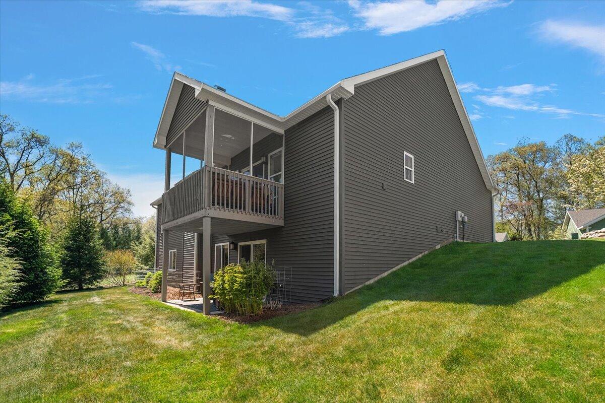 361 Scouts Hill Holland MI 49424