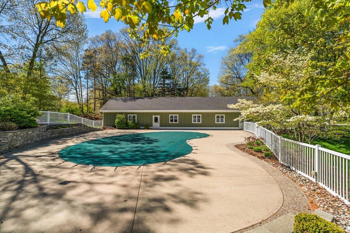 361 Scouts Hill Holland MI 49424