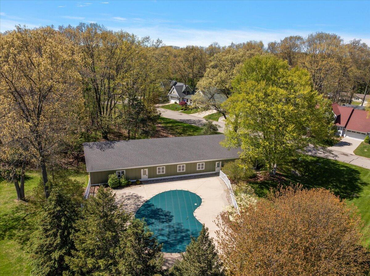 361 Scouts Hill Holland MI 49424