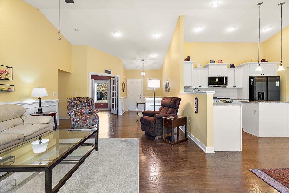 361 Scouts Hill Holland MI 49424