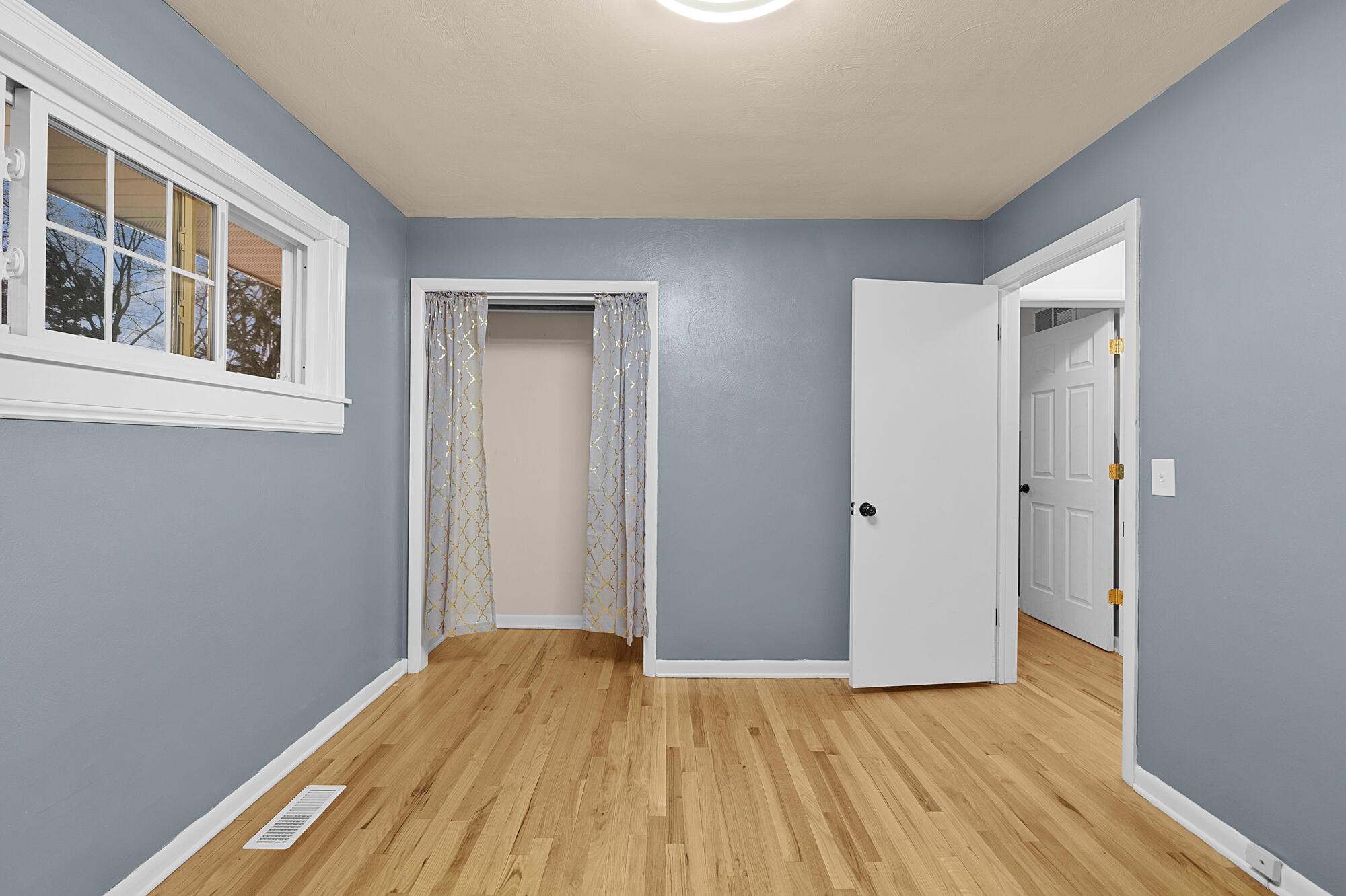 1335 Calhoun Street Kalamazoo MI 49006