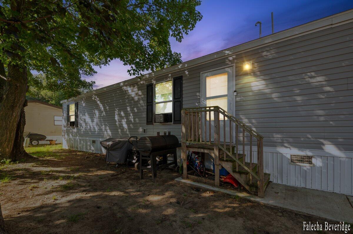 1281 E Pontaluna Road Norton Shores MI 49456