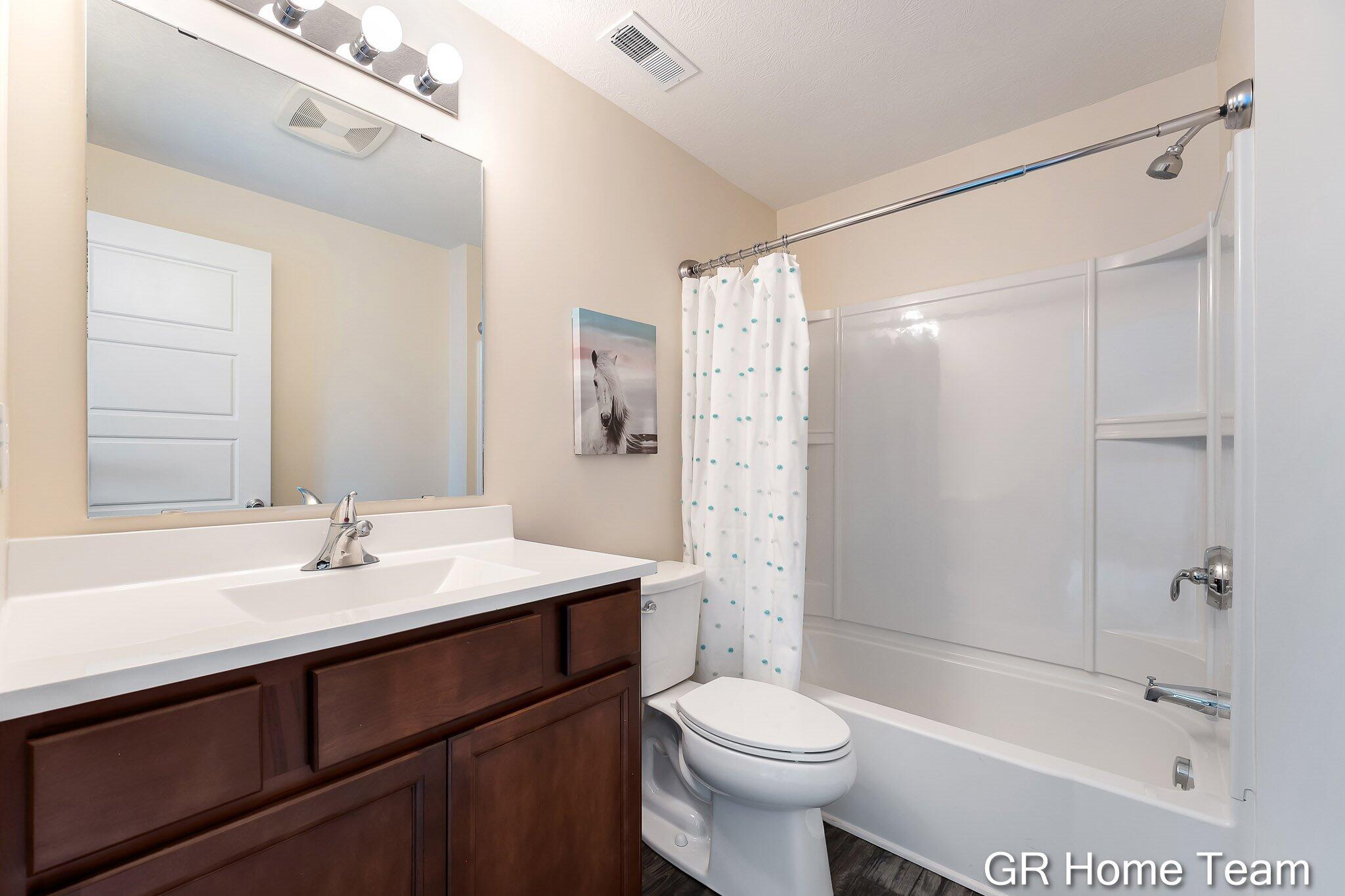 14479 Tupelo Drive West Olive MI 49460