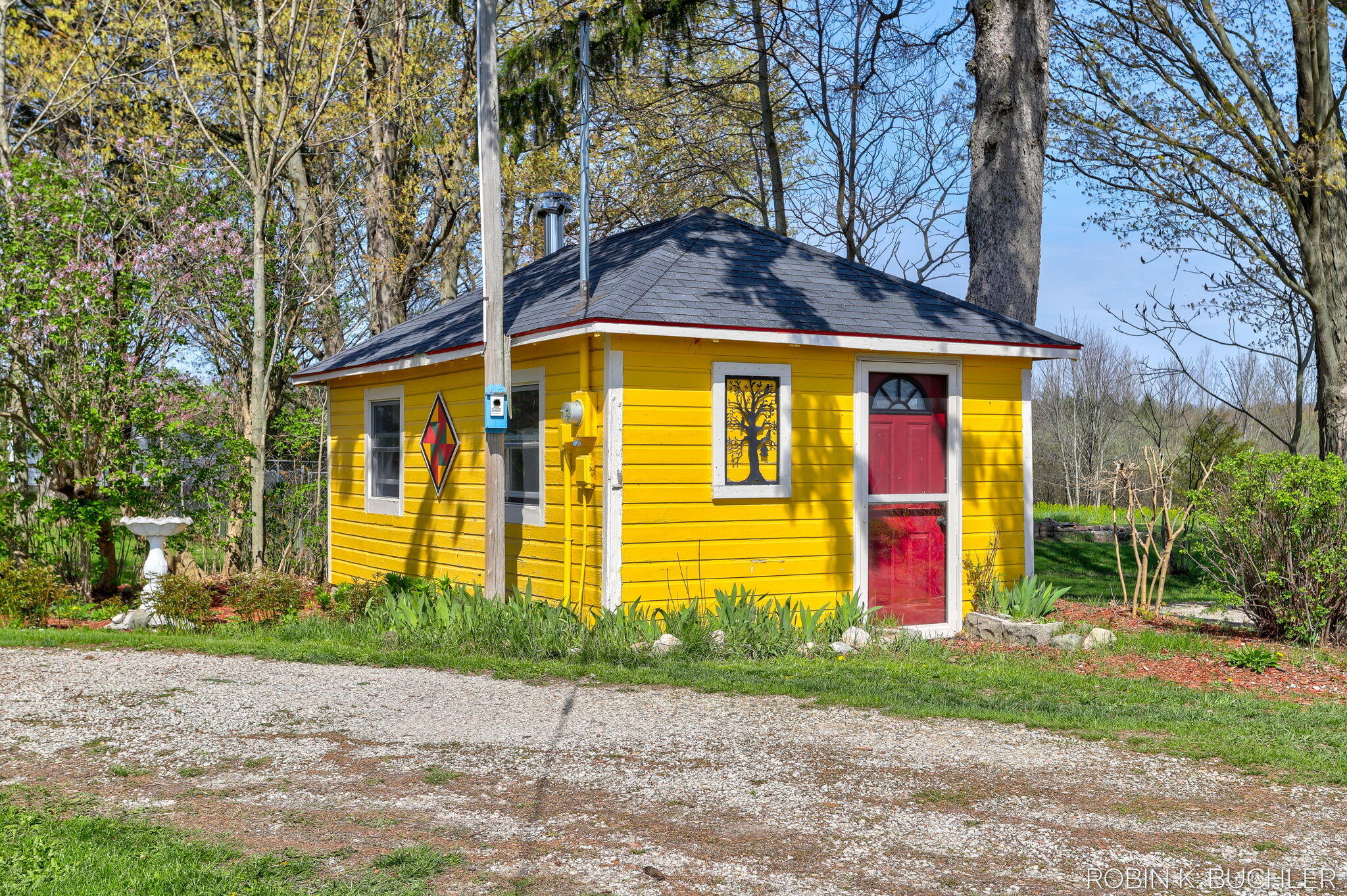 1614 66th Street Fennville MI 49408