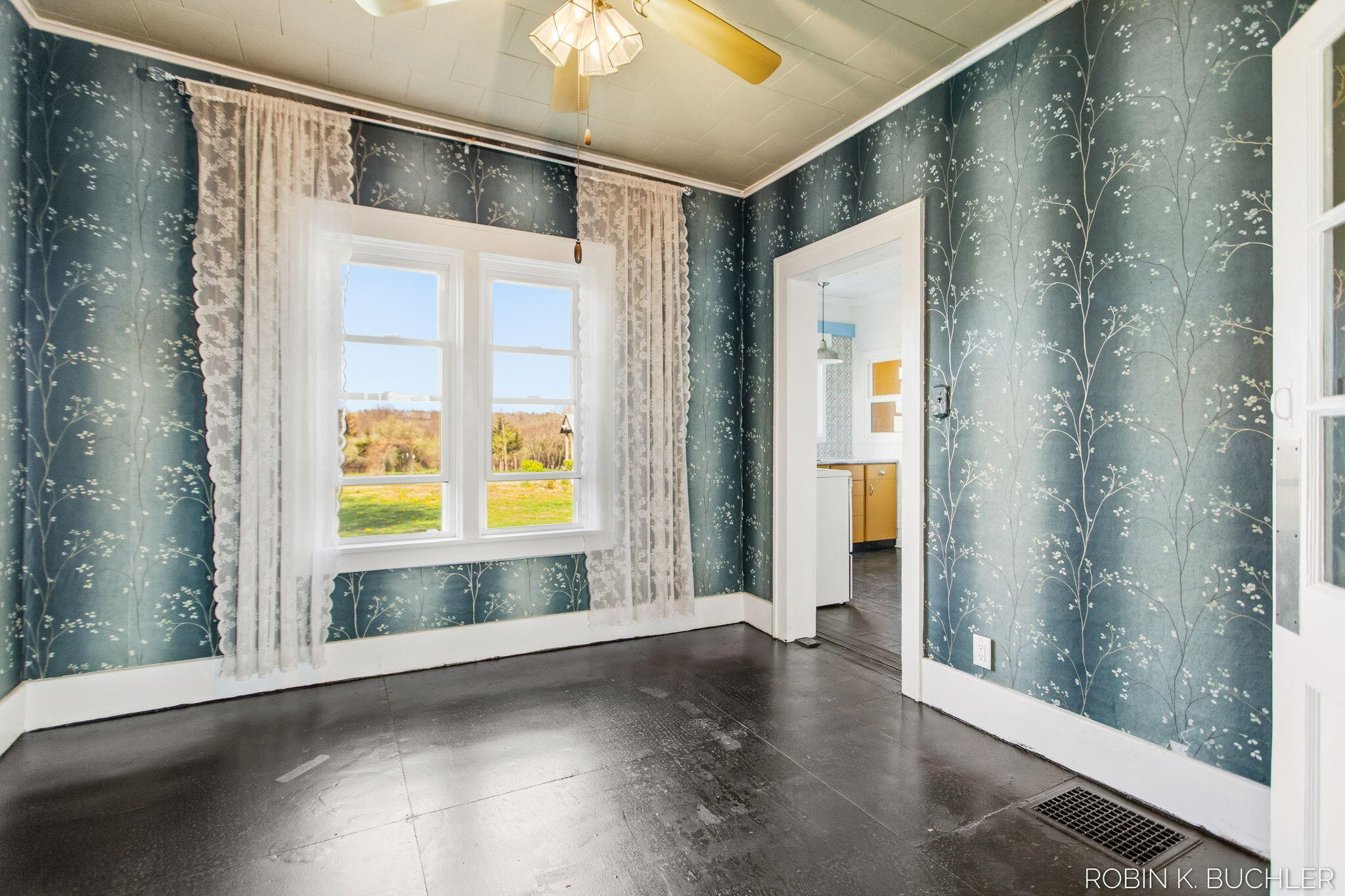 1614 66th Street Fennville MI 49408