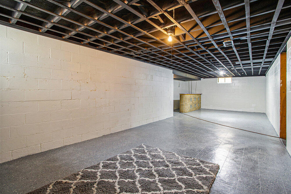 2022 Krolow Street Benton Harbor MI 49022