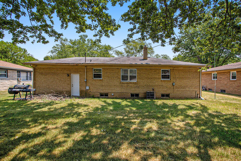 2022 Krolow Street Benton Harbor MI 49022