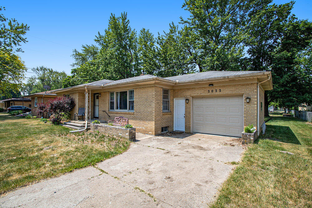 2022 Krolow Street Benton Harbor MI 49022