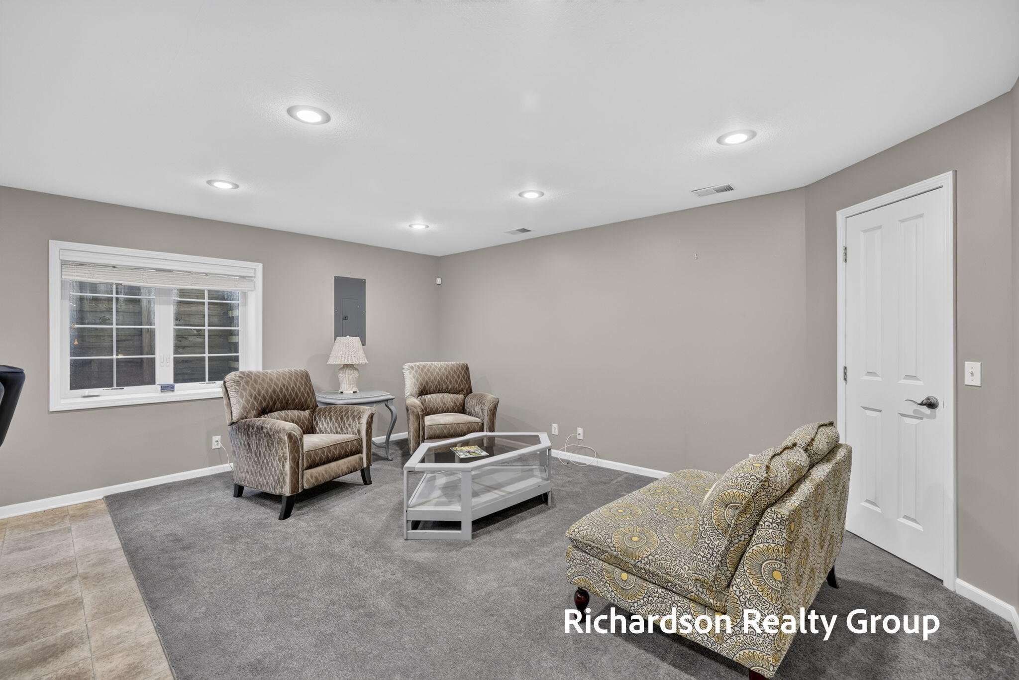 405 Douglas Street Muskegon MI 49445